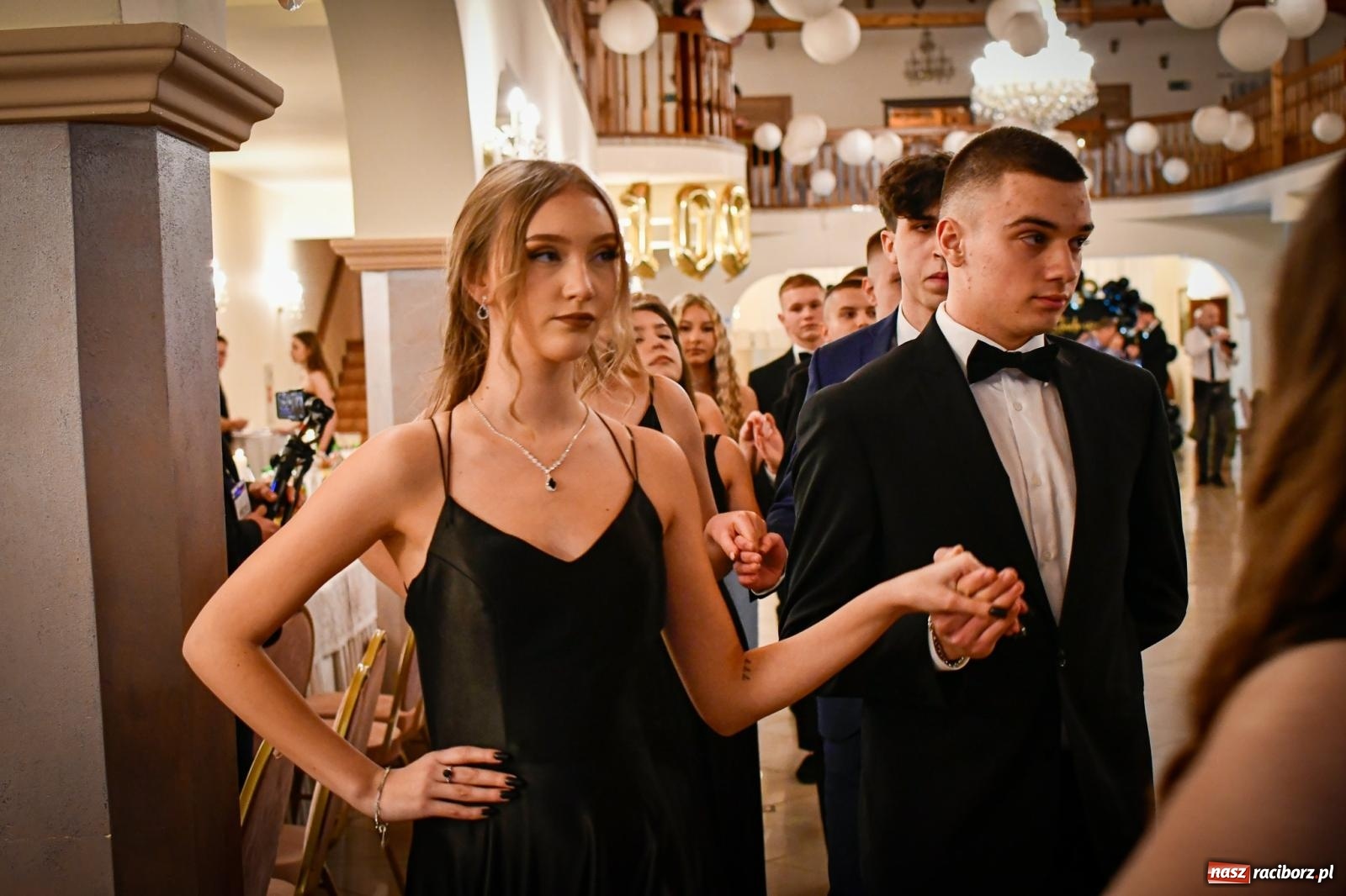 Zdjęcie w galerii na portalu naszraciborz.pl: Studniówka raciborskiego Ekonomika [FOTO i WIDEO] wiadomości z regionu