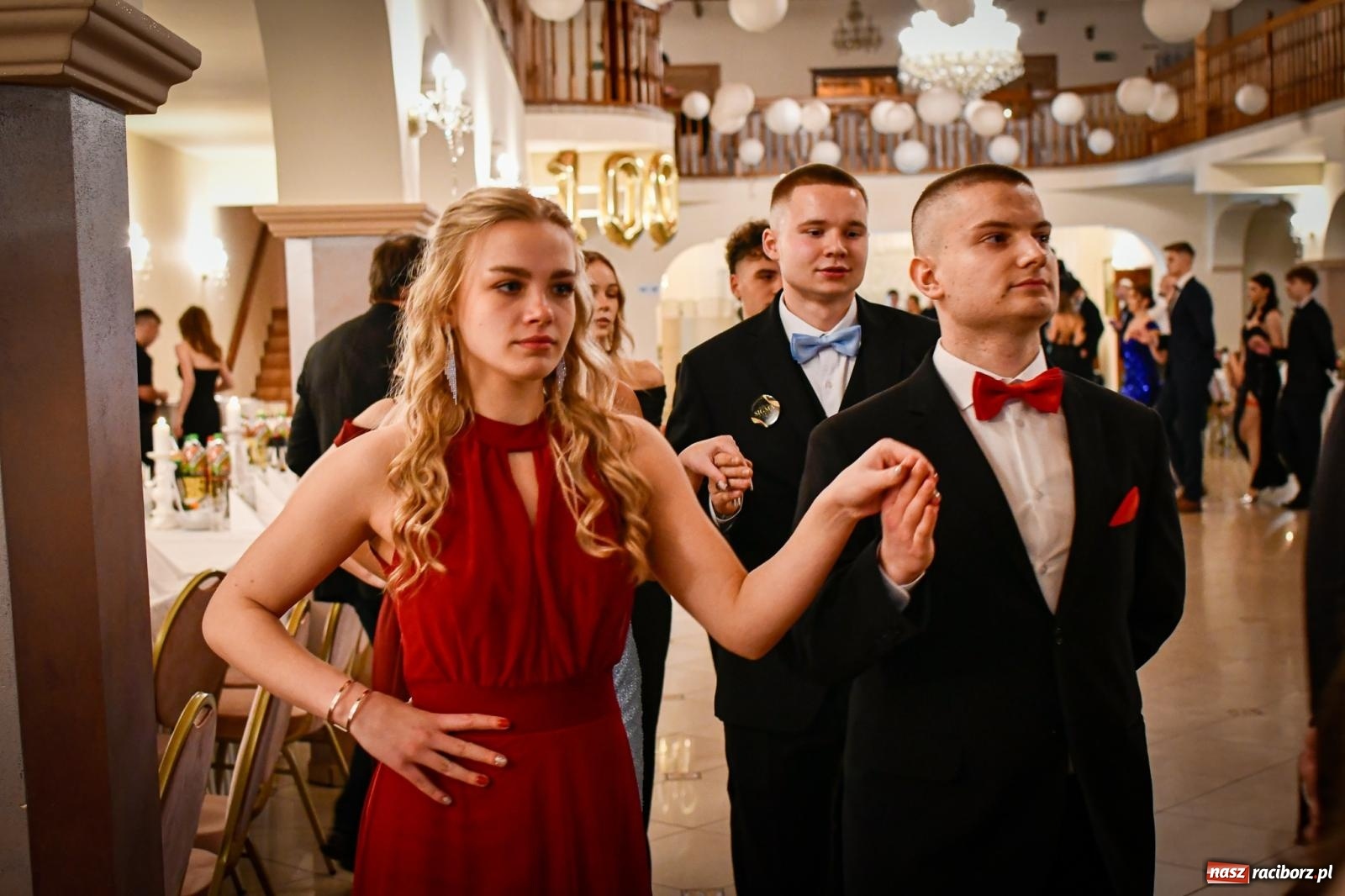 Zdjęcie w galerii na portalu naszraciborz.pl: Studniówka raciborskiego Ekonomika [FOTO i WIDEO] wiadomości z regionu