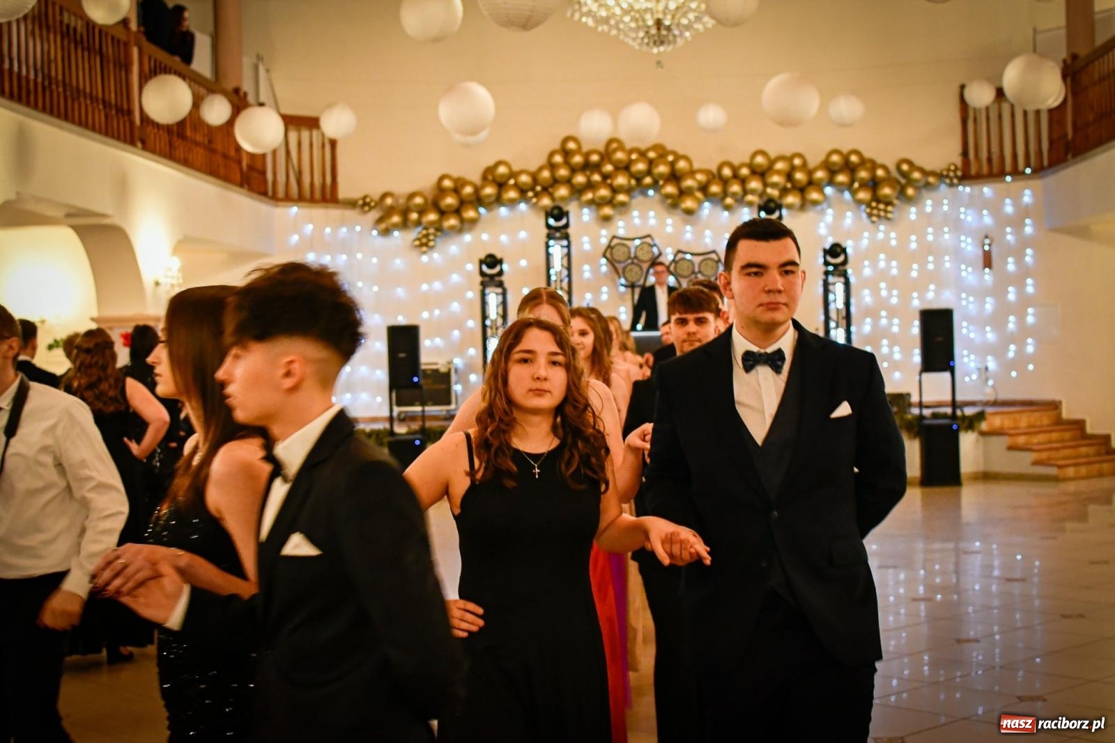 Zdjęcie w galerii na portalu naszraciborz.pl: Studniówka raciborskiego Ekonomika [FOTO i WIDEO] wiadomości z regionu