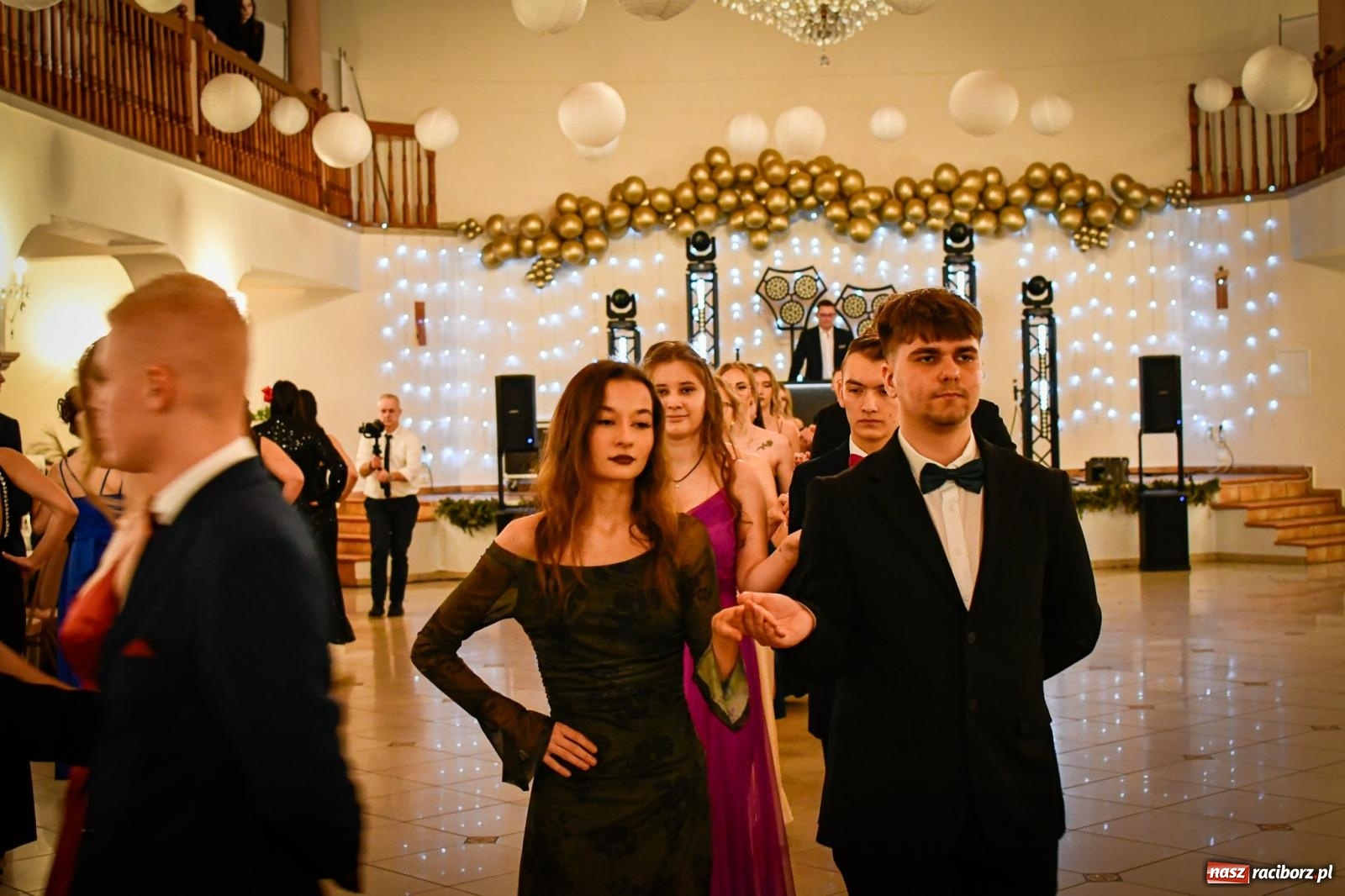 Zdjęcie w galerii na portalu naszraciborz.pl: Studniówka raciborskiego Ekonomika [FOTO i WIDEO] wiadomości z regionu