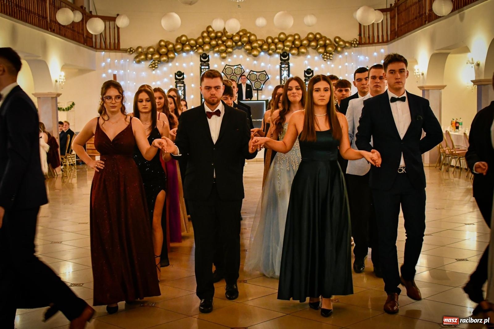 Zdjęcie w galerii na portalu naszraciborz.pl: Studniówka raciborskiego Ekonomika [FOTO i WIDEO] wiadomości z regionu