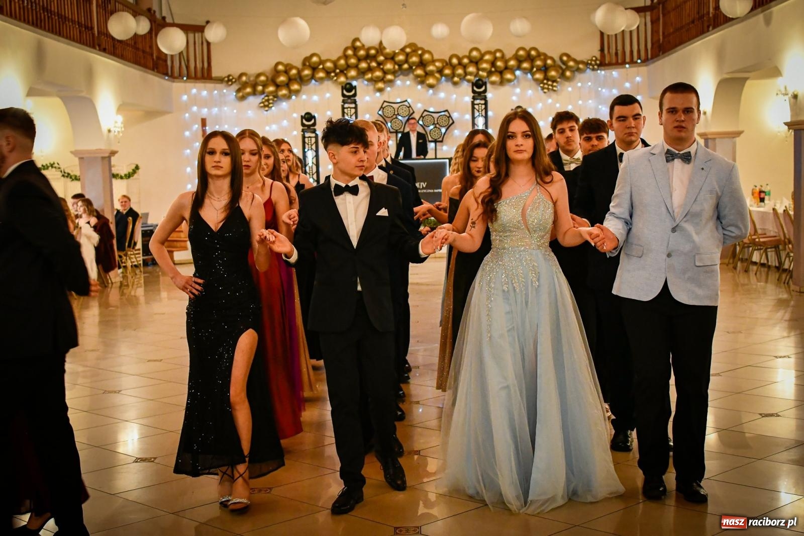 Zdjęcie w galerii na portalu naszraciborz.pl: Studniówka raciborskiego Ekonomika [FOTO i WIDEO] wiadomości z regionu