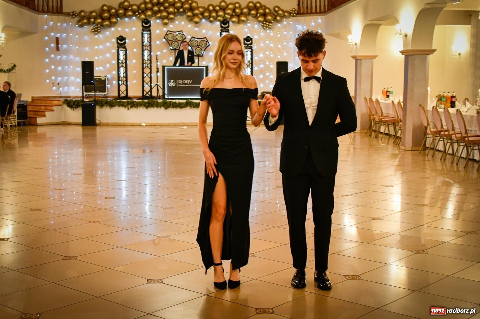 Zdjęcie w galerii na portalu naszraciborz.pl: Studniówka raciborskiego Ekonomika [FOTO i WIDEO] wiadomości z regionu