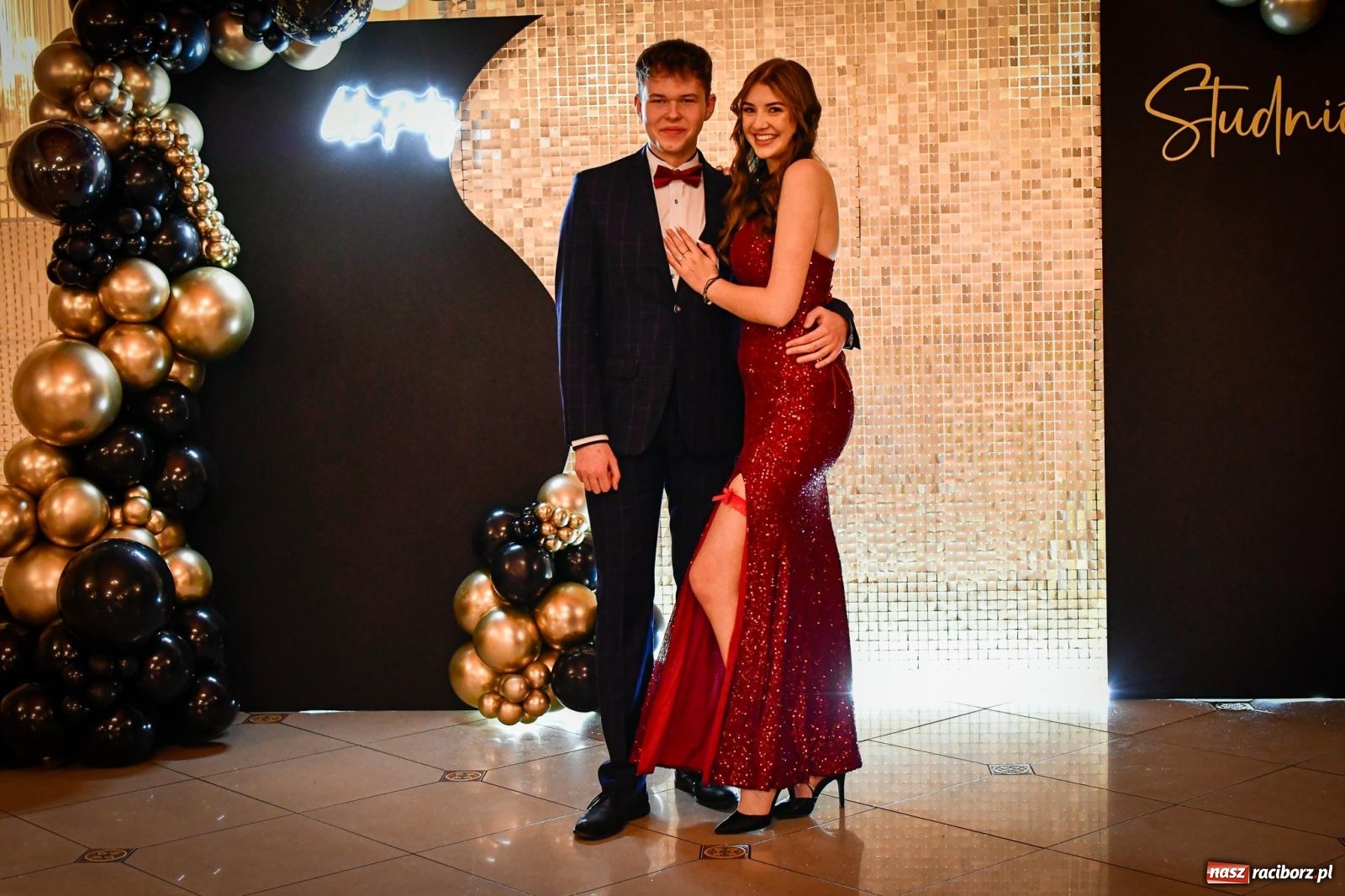 Zdjęcie w galerii na portalu naszraciborz.pl: Studniówka raciborskiego Ekonomika [FOTO i WIDEO] wiadomości z regionu