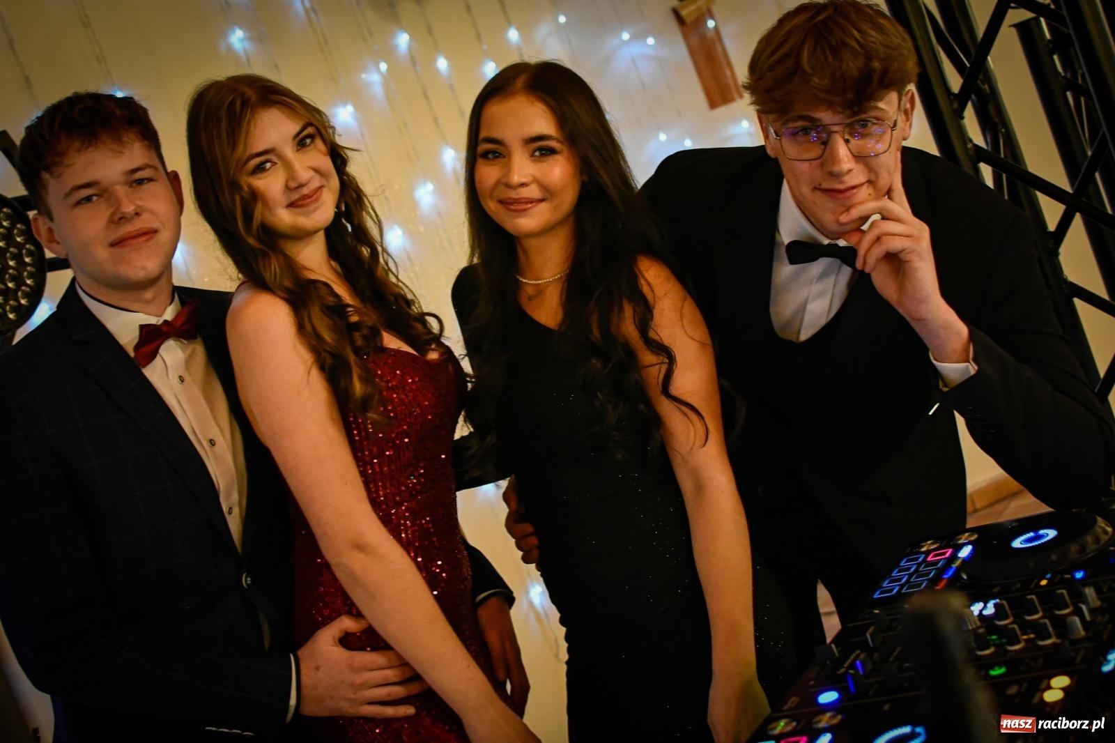 Zdjęcie w galerii na portalu naszraciborz.pl: Studniówka raciborskiego Ekonomika [FOTO i WIDEO] wiadomości z regionu