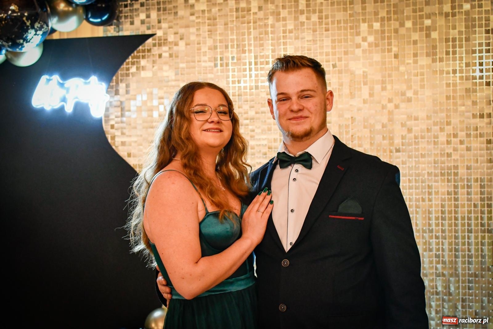 Zdjęcie w galerii na portalu naszraciborz.pl: Studniówka raciborskiego Ekonomika [FOTO i WIDEO] wiadomości z regionu