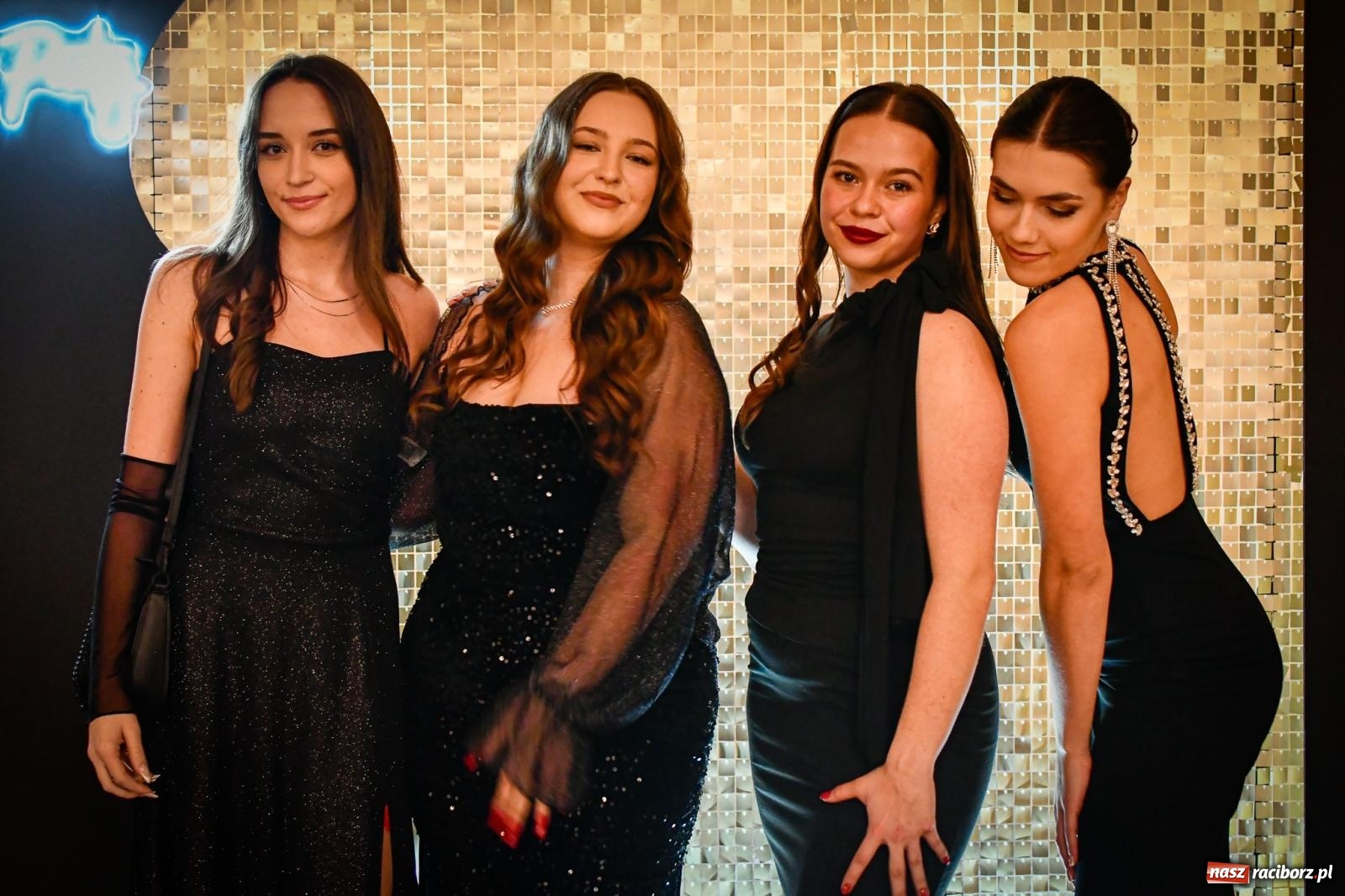 Zdjęcie w galerii na portalu naszraciborz.pl: Studniówka raciborskiego Ekonomika [FOTO i WIDEO] wiadomości z regionu