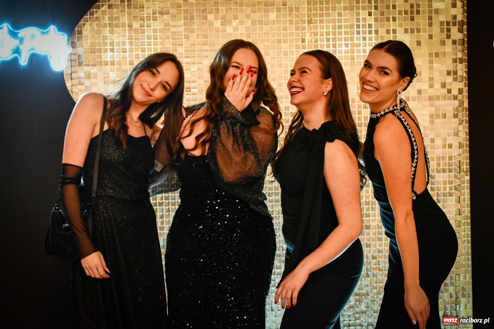 Zdjęcie w galerii na portalu naszraciborz.pl: Studniówka raciborskiego Ekonomika [FOTO i WIDEO] wiadomości z regionu