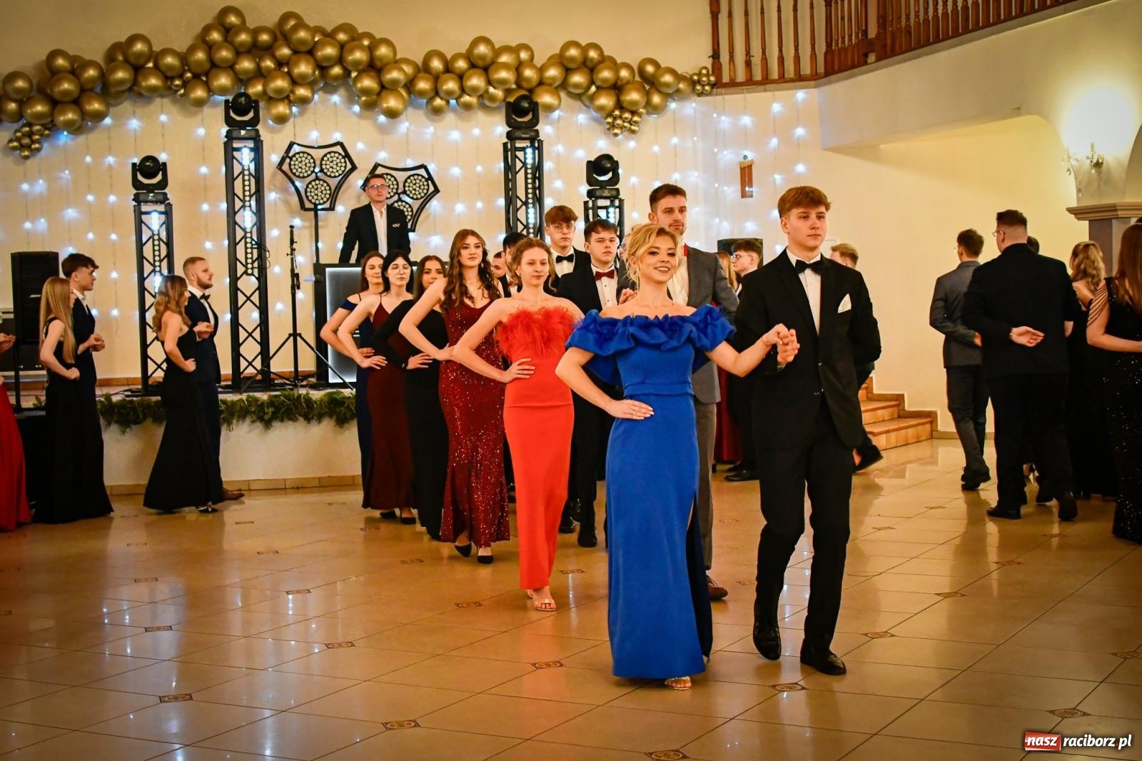 Zdjęcie w galerii na portalu naszraciborz.pl: Studniówka raciborskiego Ekonomika [FOTO i WIDEO] wiadomości z regionu