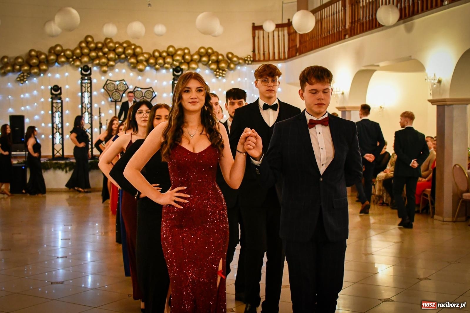 Zdjęcie w galerii na portalu naszraciborz.pl: Studniówka raciborskiego Ekonomika [FOTO i WIDEO] wiadomości z regionu