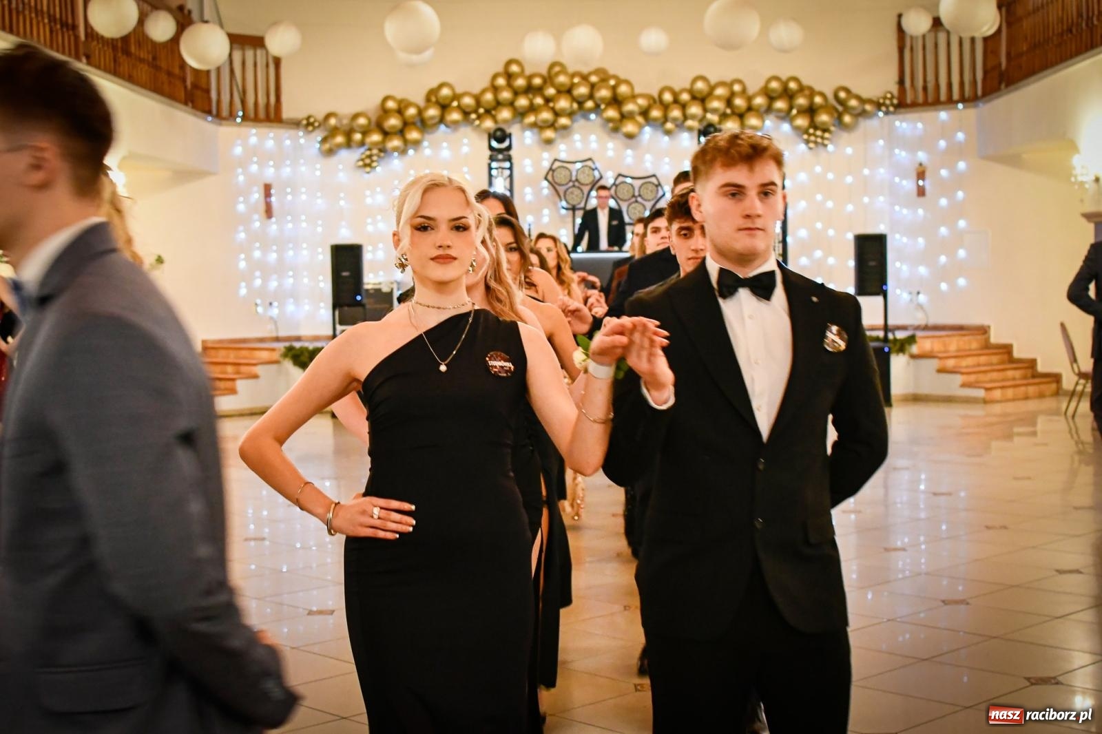 Zdjęcie w galerii na portalu naszraciborz.pl: Studniówka raciborskiego Ekonomika [FOTO i WIDEO] wiadomości z regionu