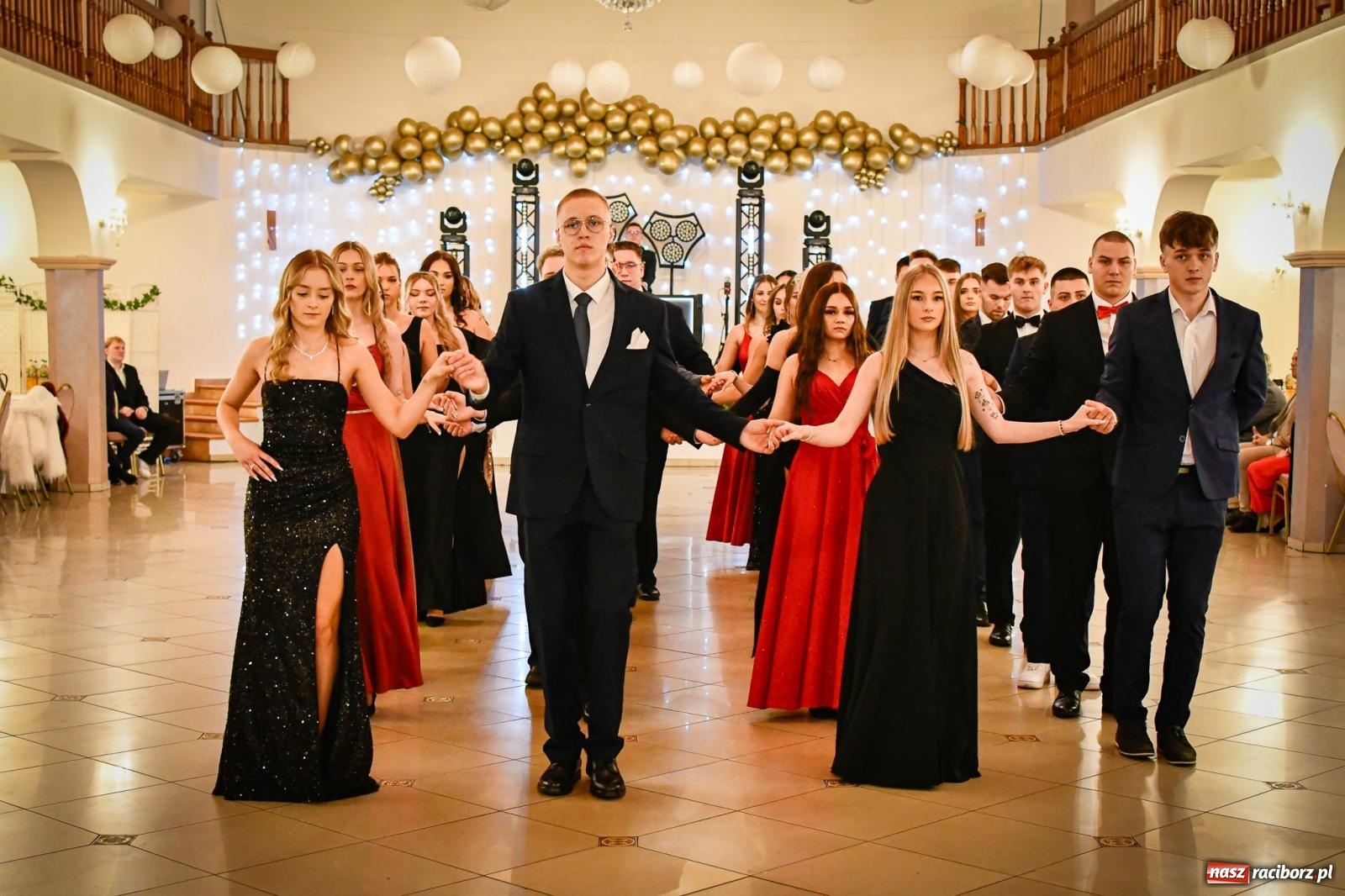 Zdjęcie w galerii na portalu naszraciborz.pl: Studniówka raciborskiego Ekonomika [FOTO i WIDEO] wiadomości z regionu