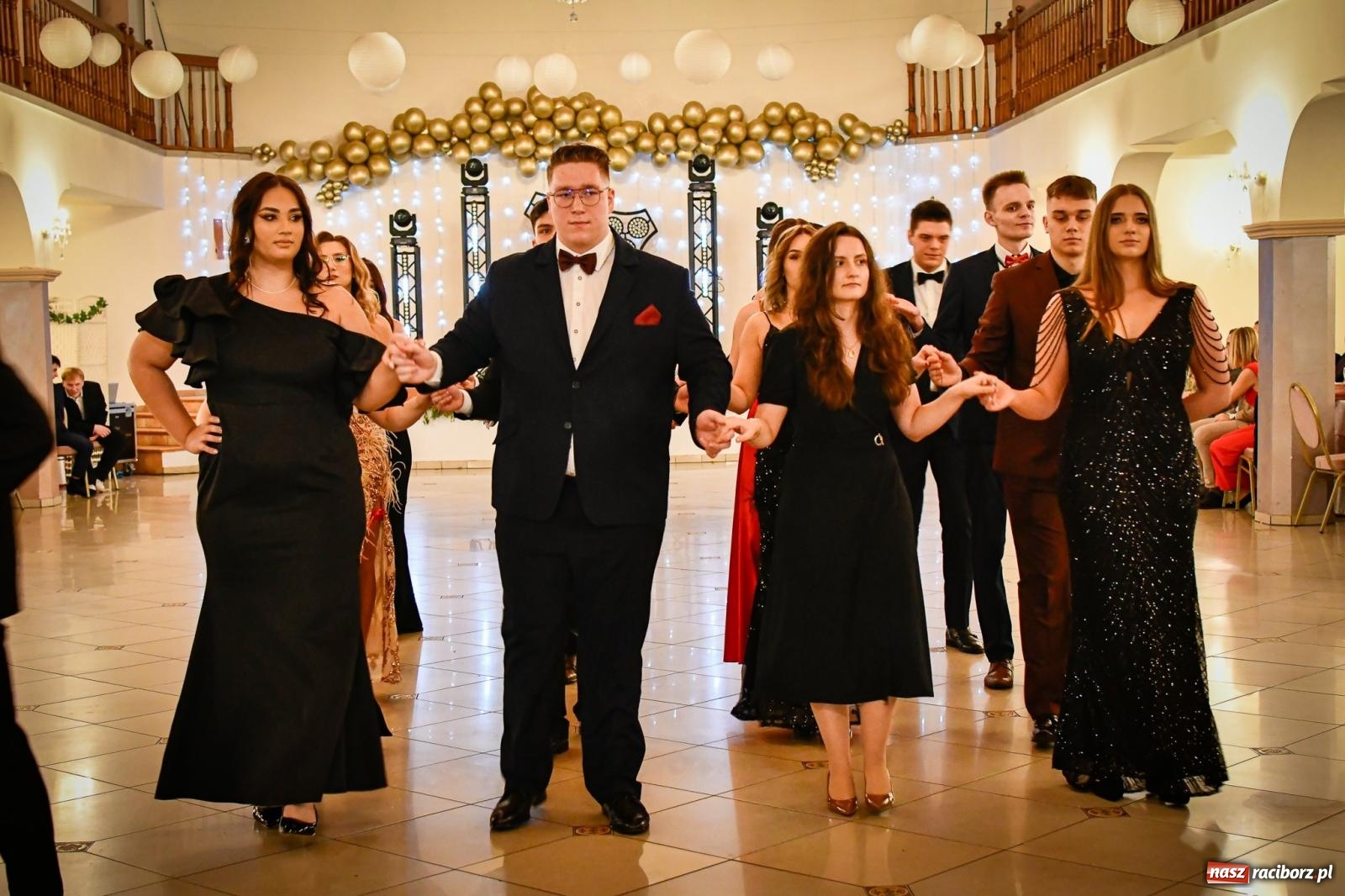 Zdjęcie w galerii na portalu naszraciborz.pl: Studniówka raciborskiego Ekonomika [FOTO i WIDEO] wiadomości z regionu