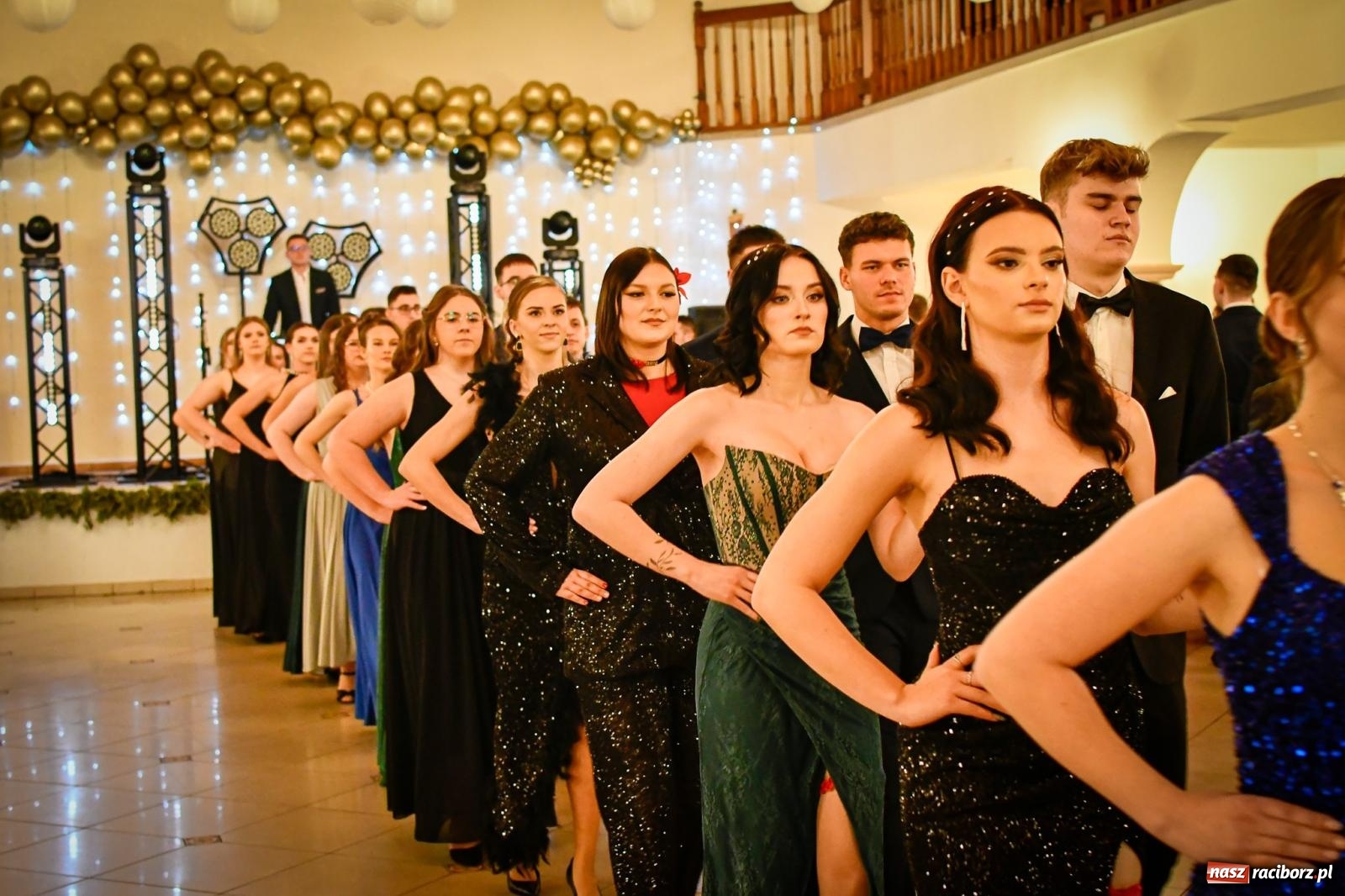 Zdjęcie w galerii na portalu naszraciborz.pl: Studniówka raciborskiego Ekonomika [FOTO i WIDEO] wiadomości z regionu