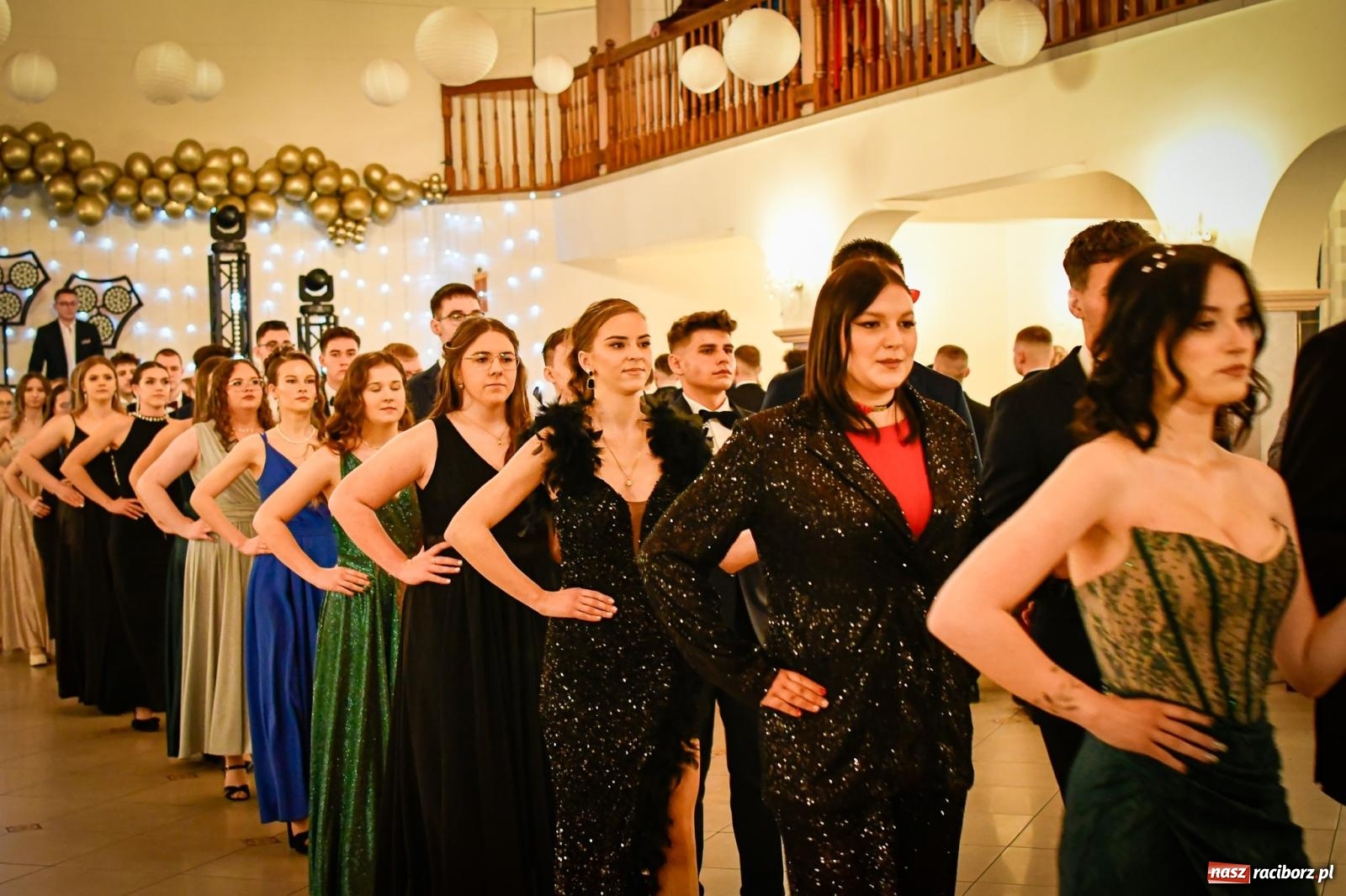 Zdjęcie w galerii na portalu naszraciborz.pl: Studniówka raciborskiego Ekonomika [FOTO i WIDEO] wiadomości z regionu