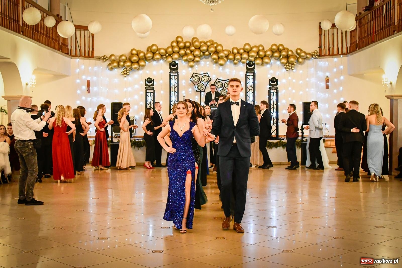 Zdjęcie w galerii na portalu naszraciborz.pl: Studniówka raciborskiego Ekonomika [FOTO i WIDEO] wiadomości z regionu