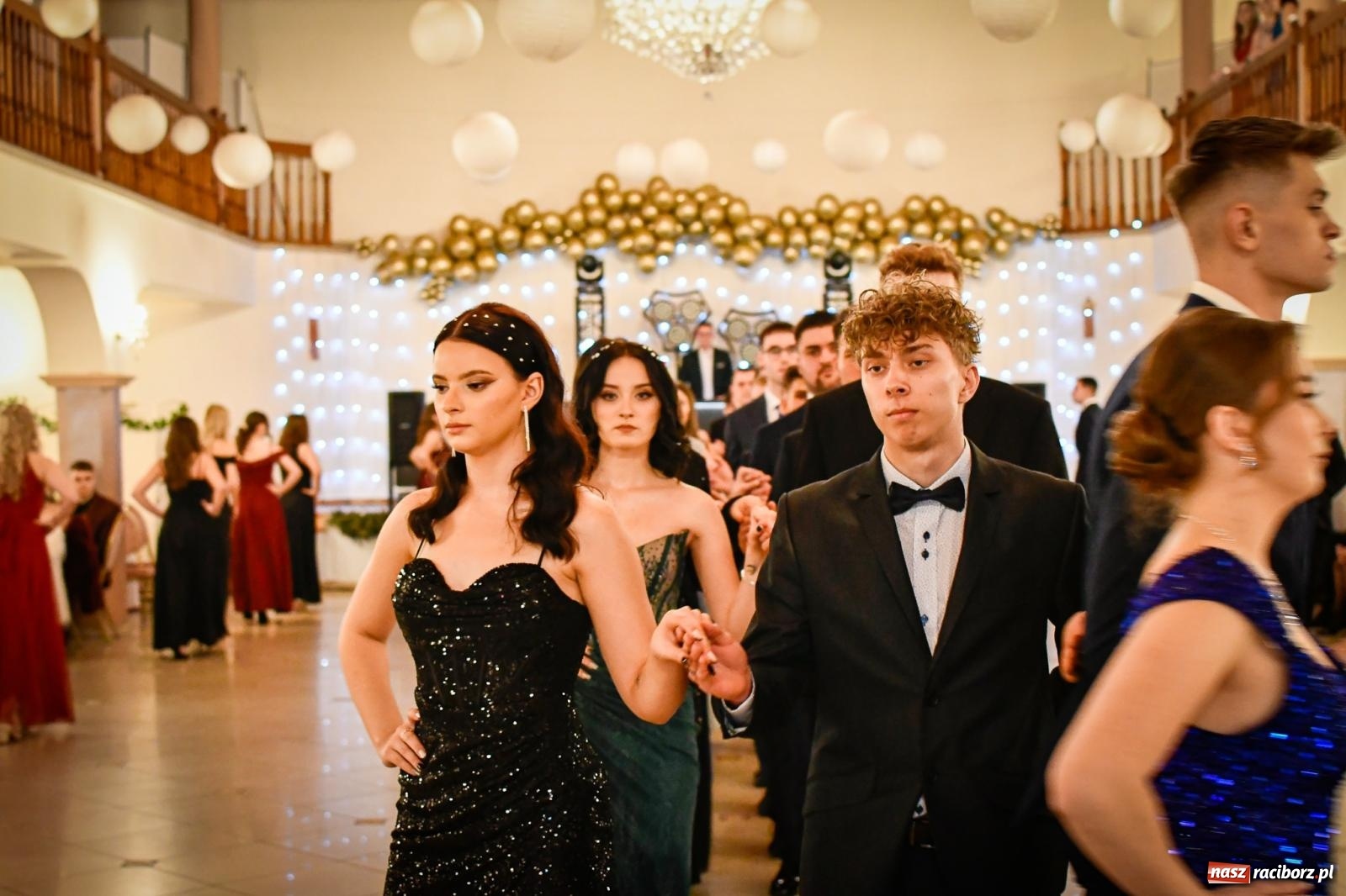 Zdjęcie w galerii na portalu naszraciborz.pl: Studniówka raciborskiego Ekonomika [FOTO i WIDEO] wiadomości z regionu