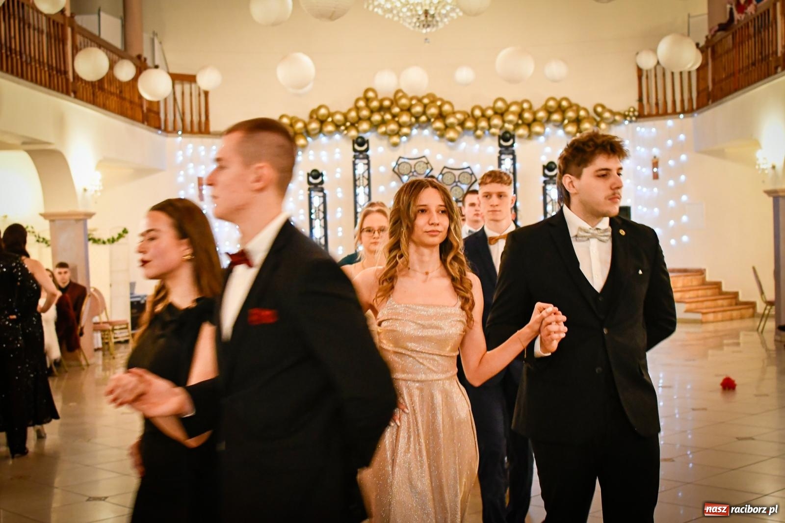 Zdjęcie w galerii na portalu naszraciborz.pl: Studniówka raciborskiego Ekonomika [FOTO i WIDEO] wiadomości z regionu