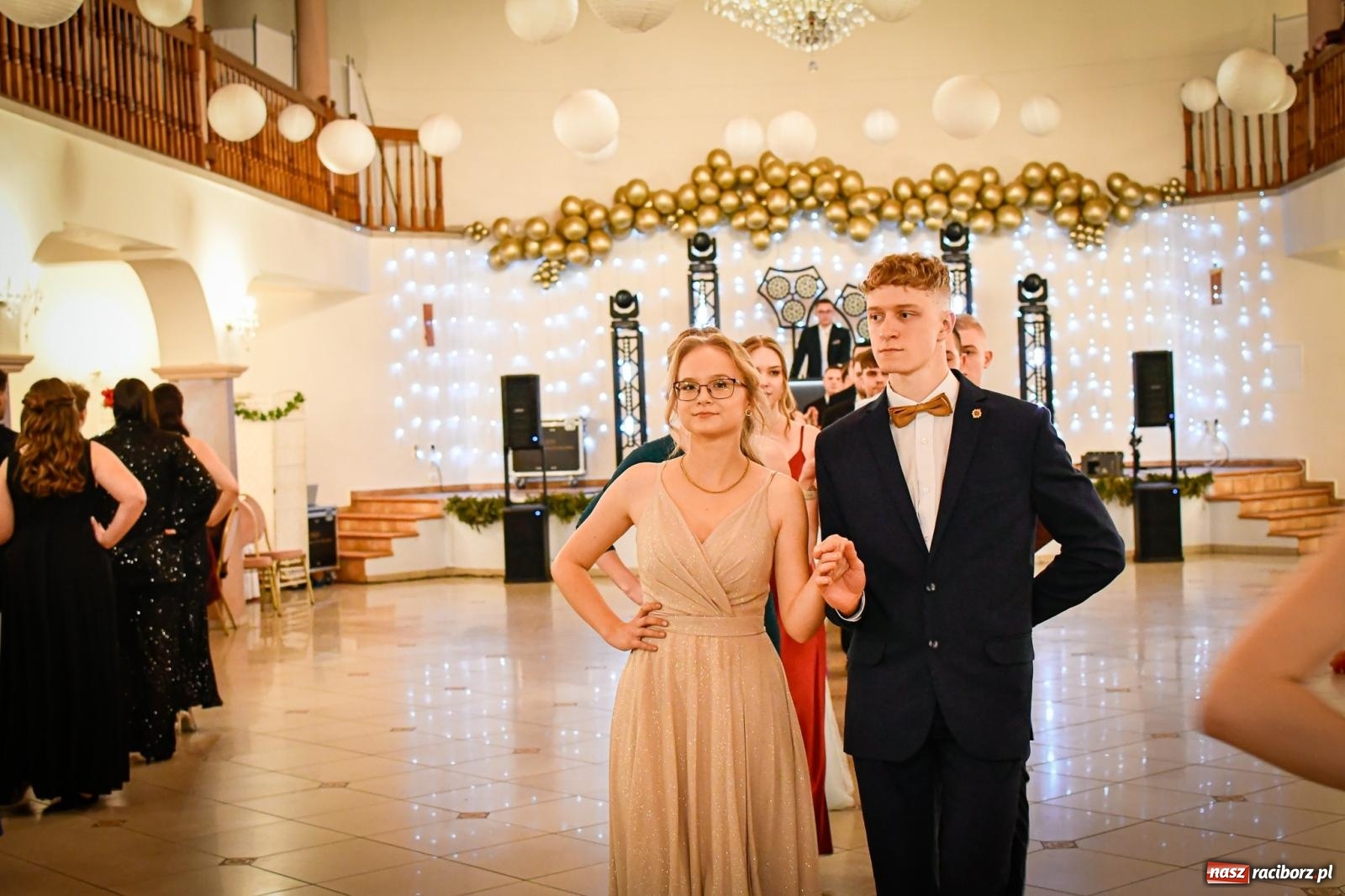 Zdjęcie w galerii na portalu naszraciborz.pl: Studniówka raciborskiego Ekonomika [FOTO i WIDEO] wiadomości z regionu