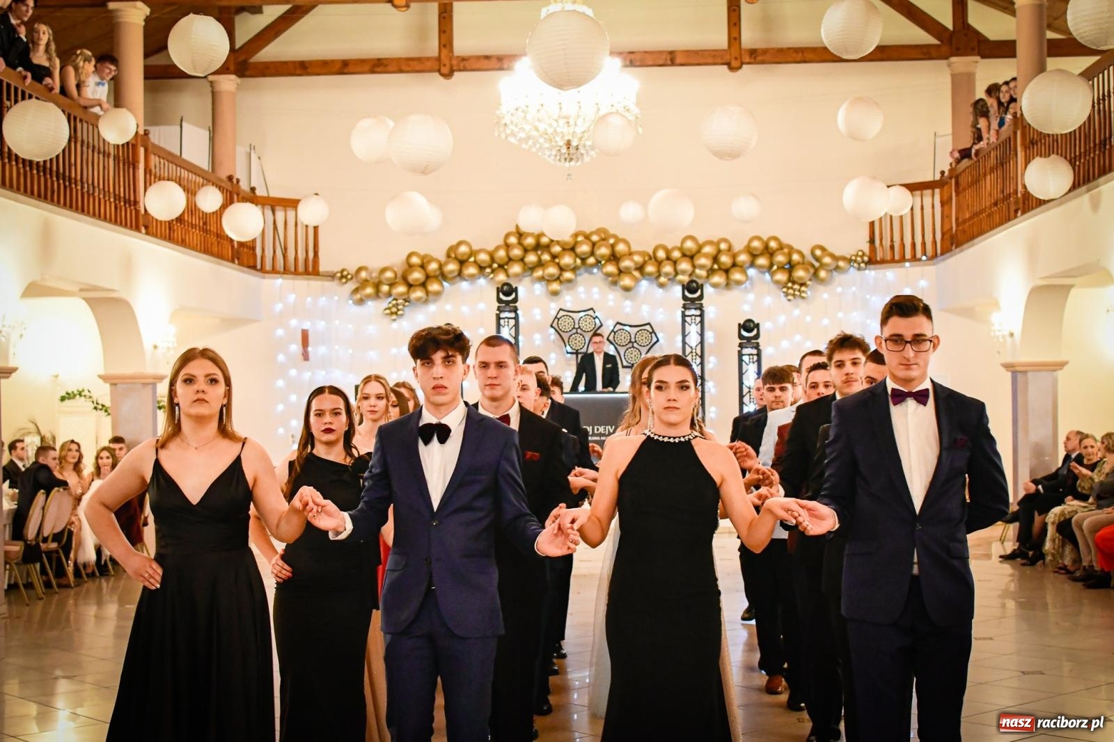 Zdjęcie w galerii na portalu naszraciborz.pl: Studniówka raciborskiego Ekonomika [FOTO i WIDEO] wiadomości z regionu