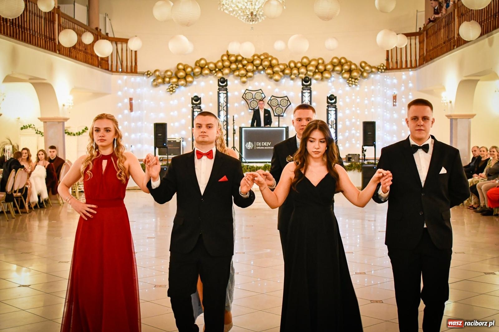 Zdjęcie w galerii na portalu naszraciborz.pl: Studniówka raciborskiego Ekonomika [FOTO i WIDEO] wiadomości z regionu