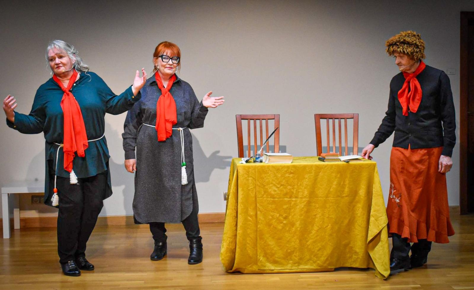 Zdjęcie w galerii na portalu naszraciborz.pl: Fredrowska komedia na deskach Raciborza wiadomości z regionu