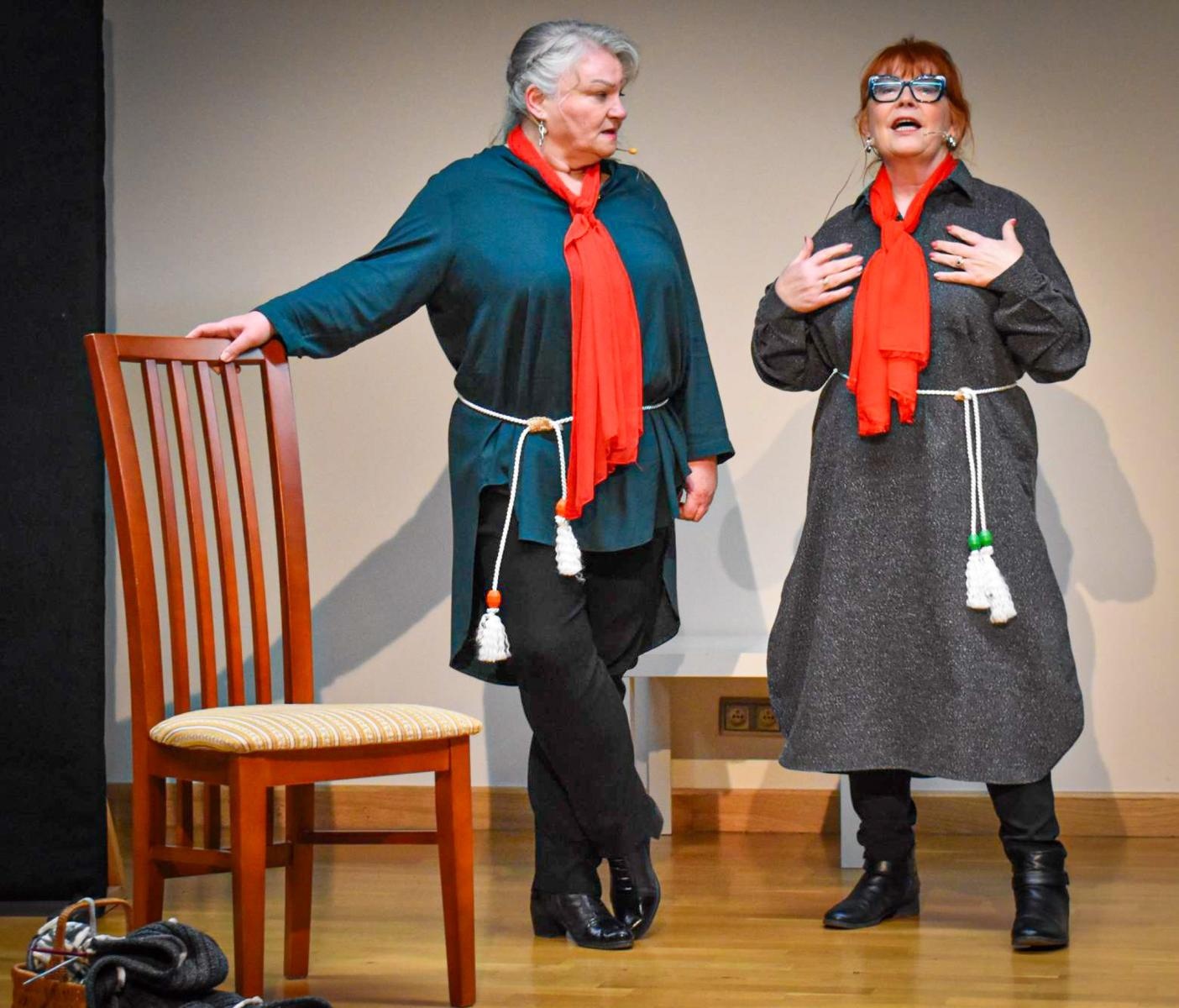 Zdjęcie w galerii na portalu naszraciborz.pl: Fredrowska komedia na deskach Raciborza wiadomości z regionu