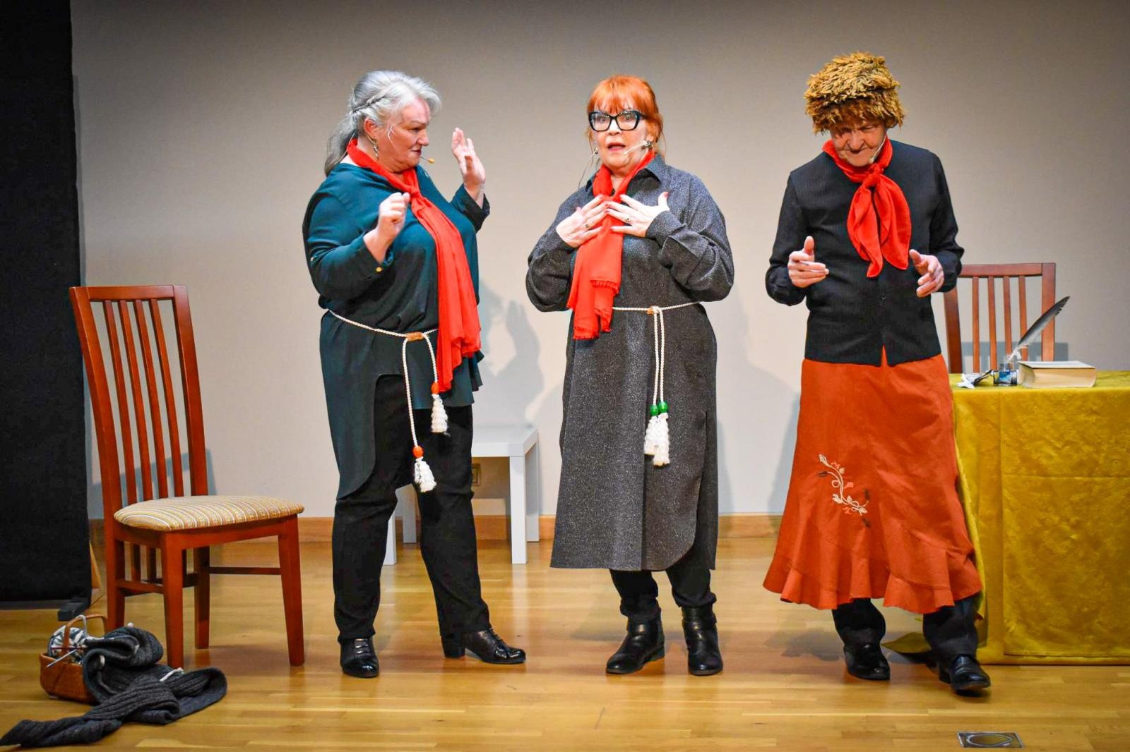 Zdjęcie w galerii na portalu naszraciborz.pl: Fredrowska komedia na deskach Raciborza wiadomości z regionu