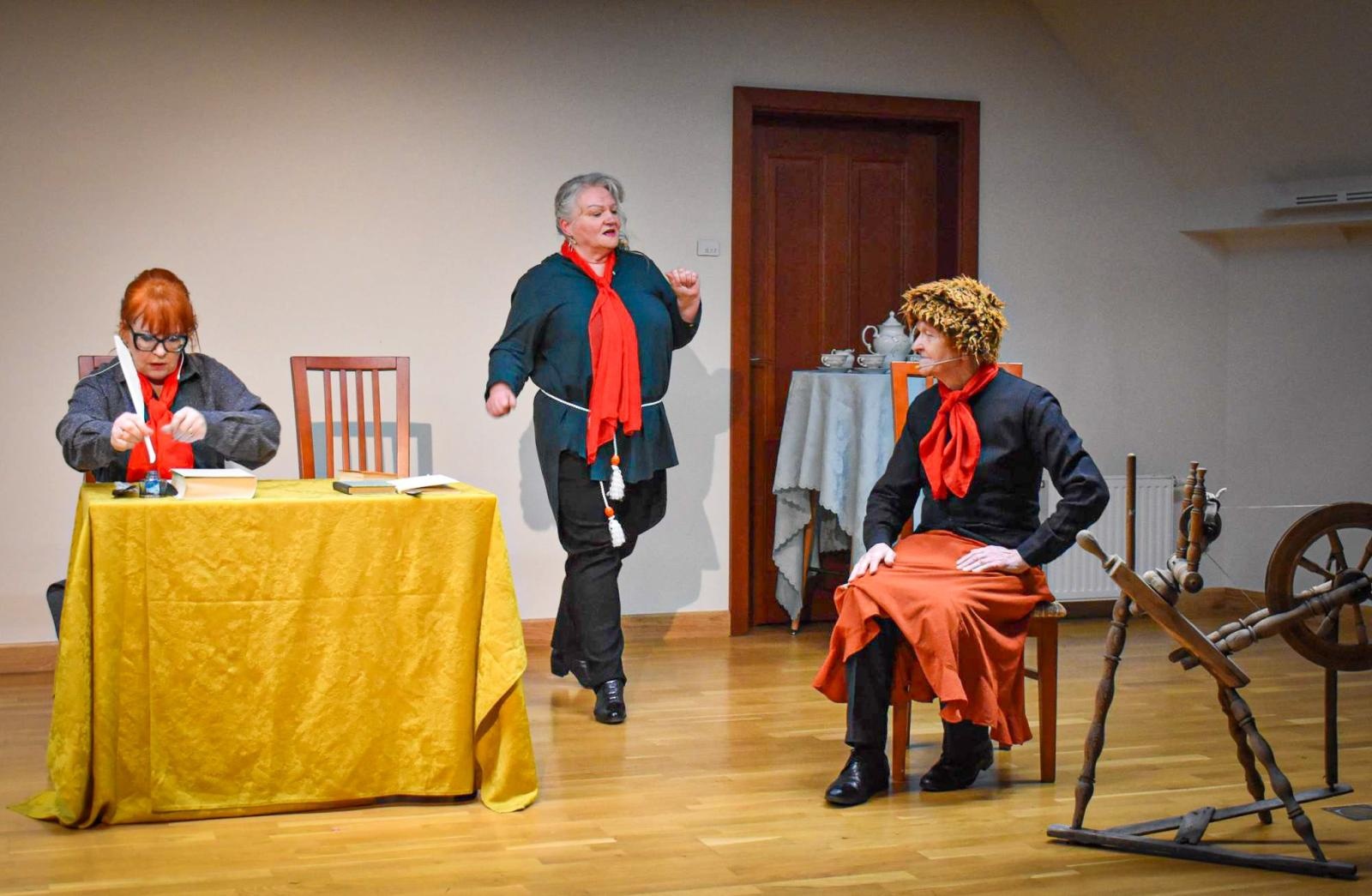 Zdjęcie w galerii na portalu naszraciborz.pl: Fredrowska komedia na deskach Raciborza wiadomości z regionu