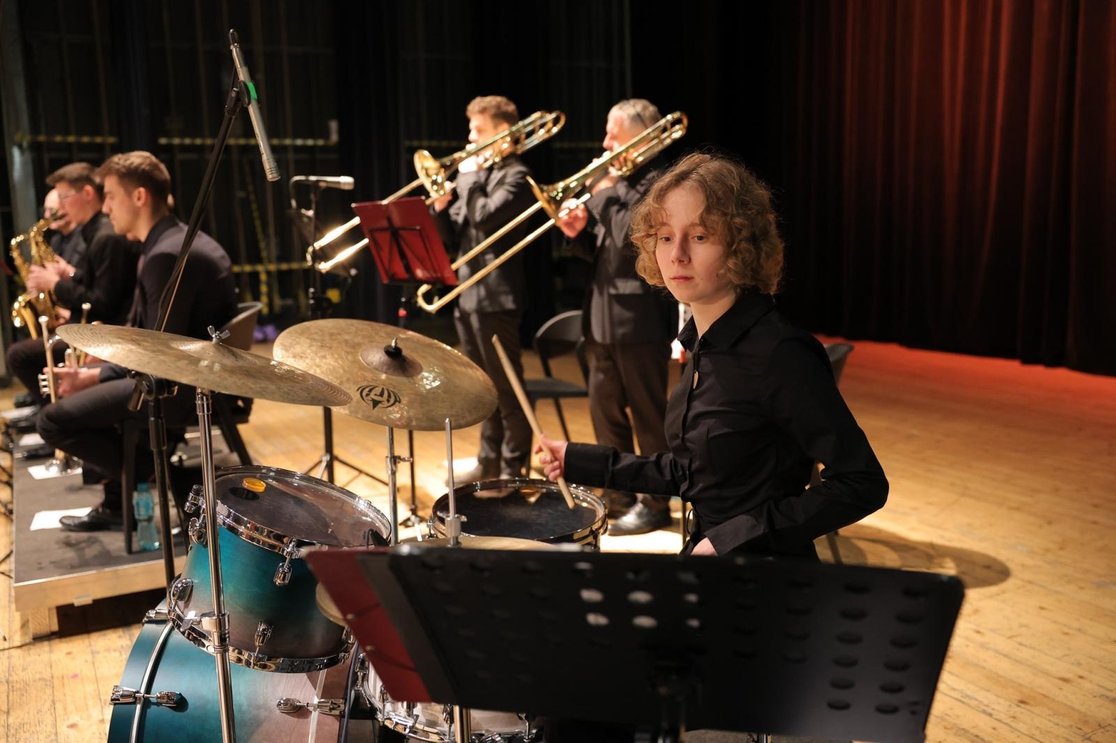 Zdjęcie w galerii na portalu naszraciborz.pl: Koncert świąteczno-noworoczny orkiestr RCK wiadomości z regionu