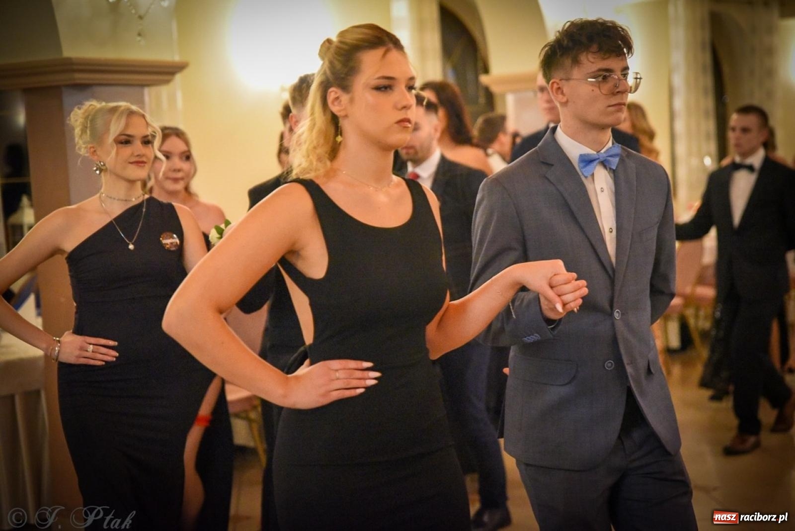 Zdjęcie w galerii na portalu naszraciborz.pl: Studniówka raciborskiego Ekonomika na bis! [FOTO i WIDEO] wiadomości z regionu