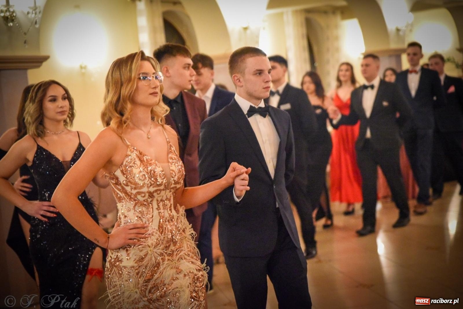 Zdjęcie w galerii na portalu naszraciborz.pl: Studniówka raciborskiego Ekonomika na bis! [FOTO i WIDEO] wiadomości z regionu