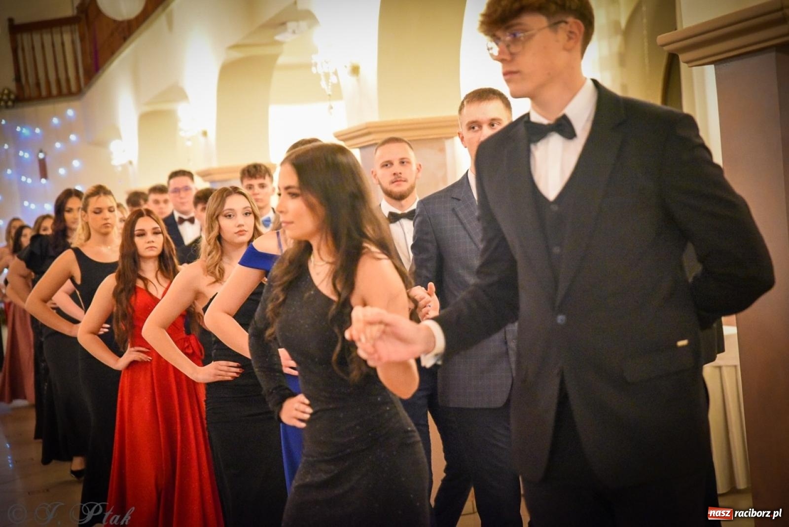 Zdjęcie w galerii na portalu naszraciborz.pl: Studniówka raciborskiego Ekonomika na bis! [FOTO i WIDEO] wiadomości z regionu