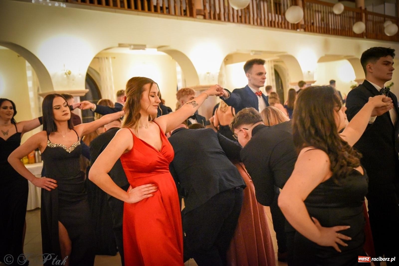 Zdjęcie w galerii na portalu naszraciborz.pl: Studniówka raciborskiego Ekonomika na bis! [FOTO i WIDEO] wiadomości z regionu