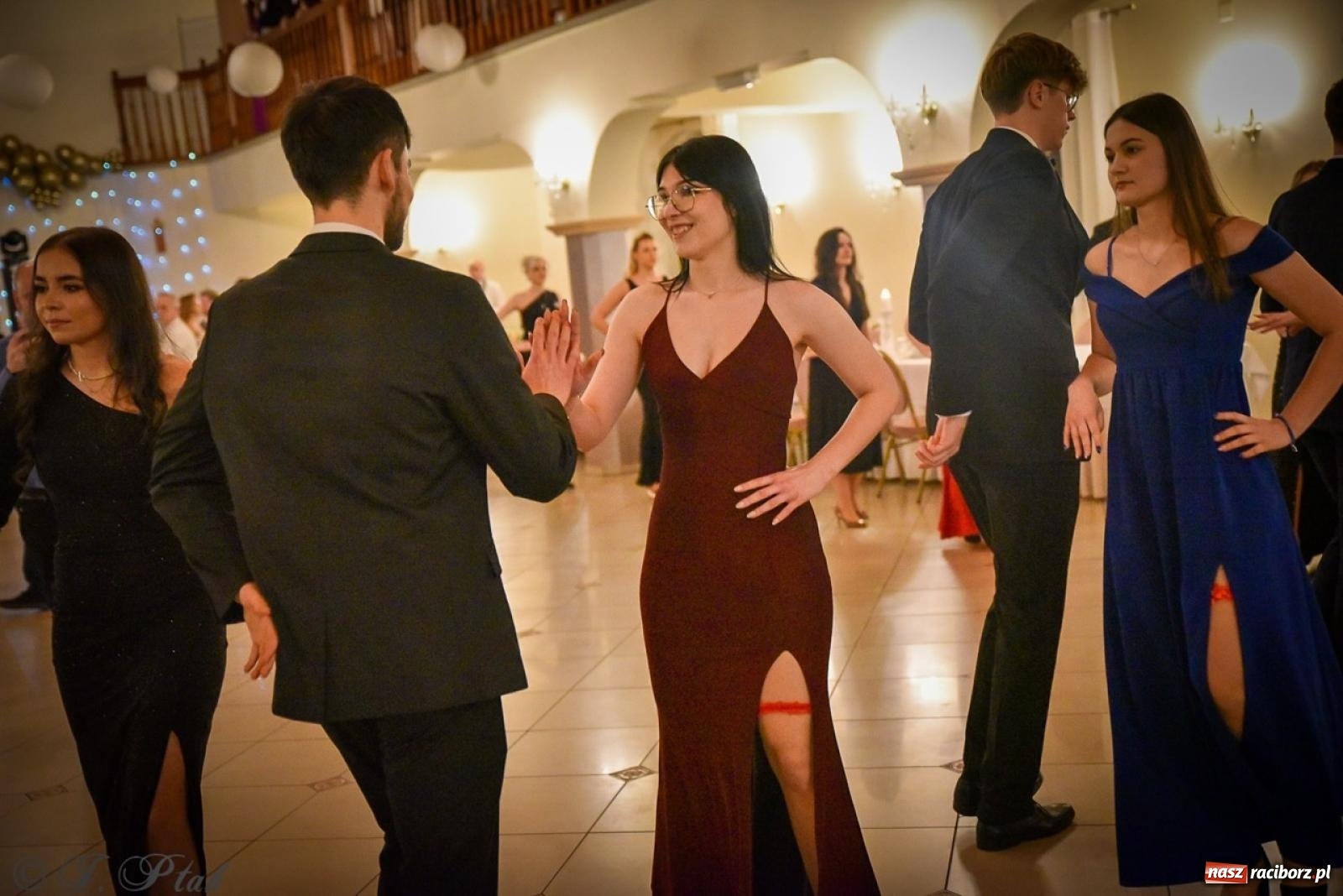 Zdjęcie w galerii na portalu naszraciborz.pl: Studniówka raciborskiego Ekonomika na bis! [FOTO i WIDEO] wiadomości z regionu