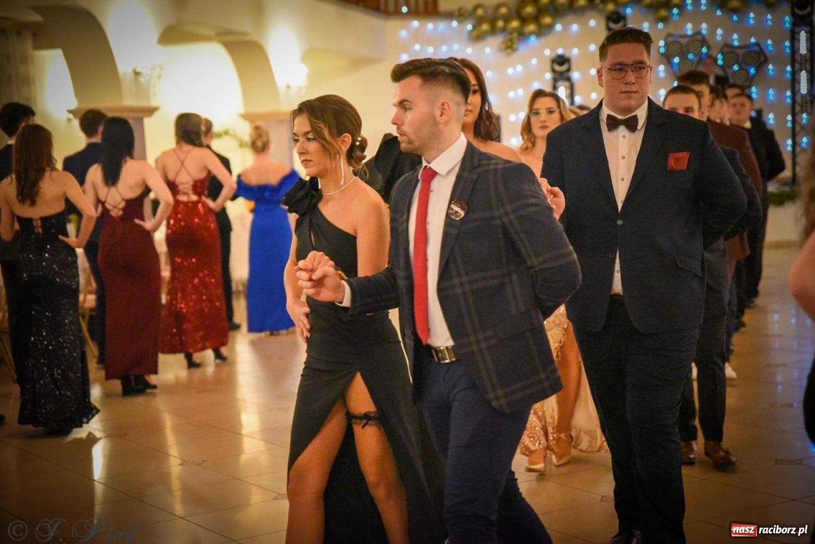 Zdjęcie w galerii na portalu naszraciborz.pl: Studniówka raciborskiego Ekonomika na bis! [FOTO i WIDEO] wiadomości z regionu