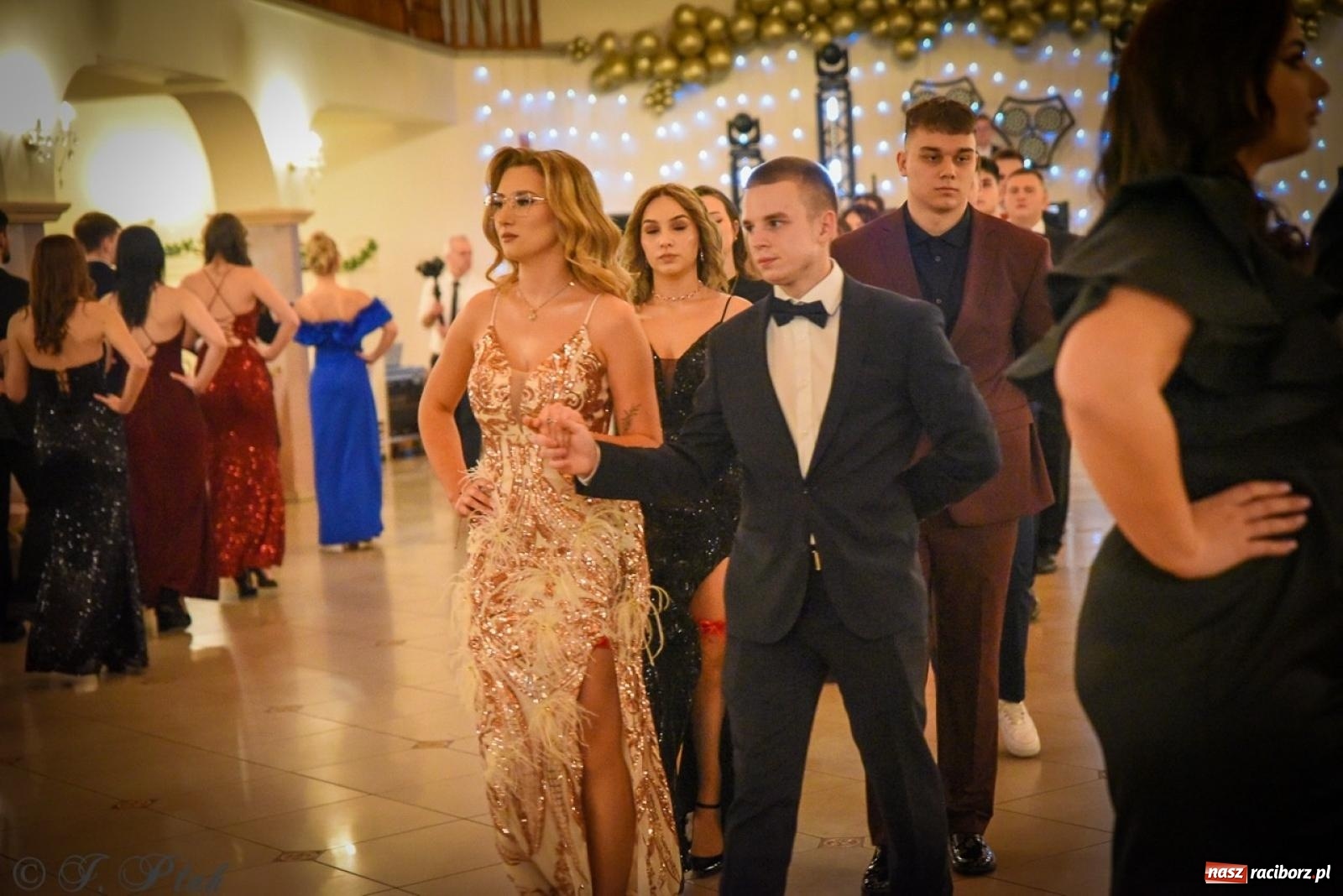 Zdjęcie w galerii na portalu naszraciborz.pl: Studniówka raciborskiego Ekonomika na bis! [FOTO i WIDEO] wiadomości z regionu