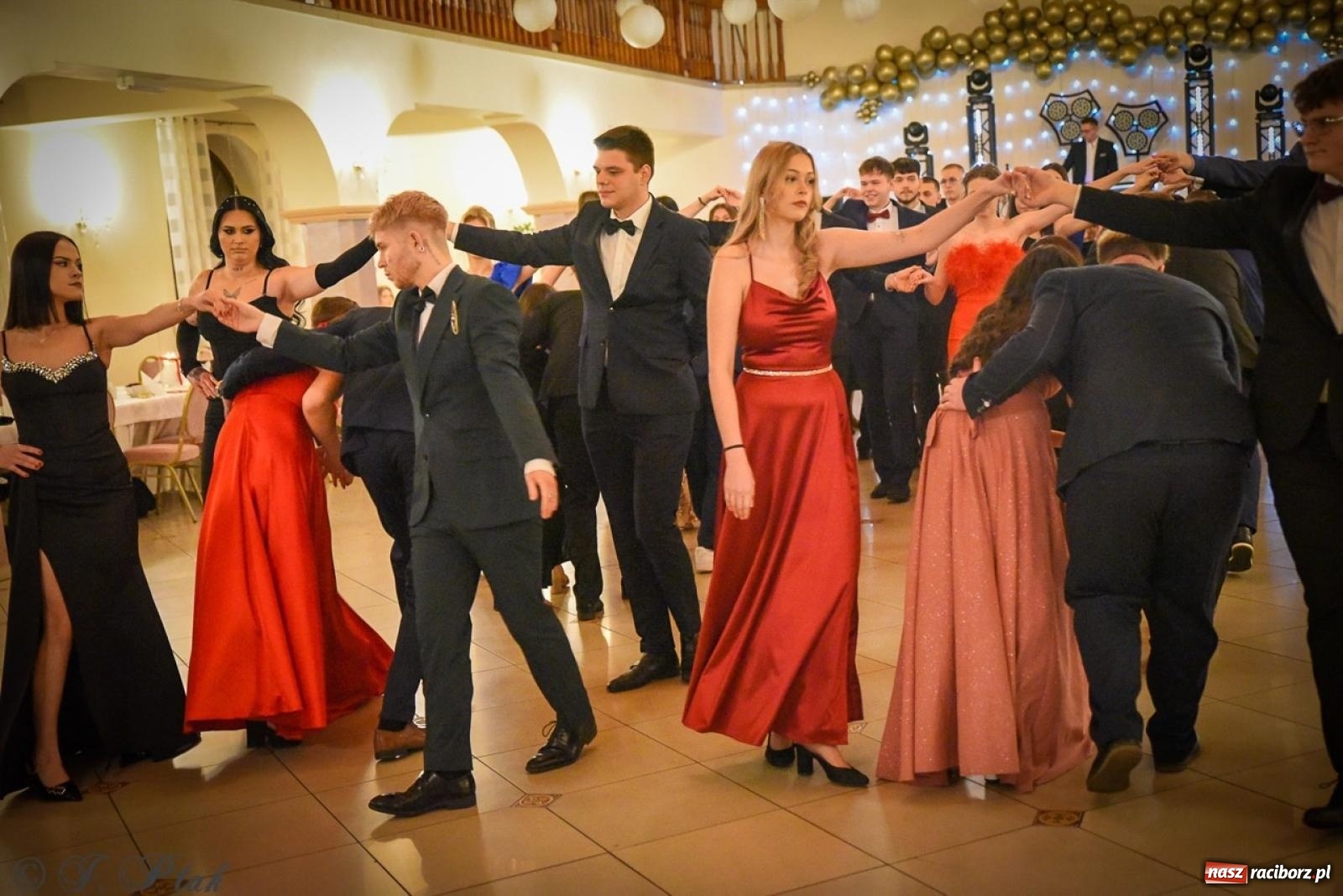 Zdjęcie w galerii na portalu naszraciborz.pl: Studniówka raciborskiego Ekonomika na bis! [FOTO i WIDEO] wiadomości z regionu