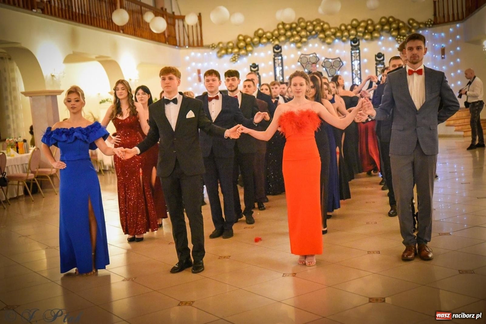 Zdjęcie w galerii na portalu naszraciborz.pl: Studniówka raciborskiego Ekonomika na bis! [FOTO i WIDEO] wiadomości z regionu