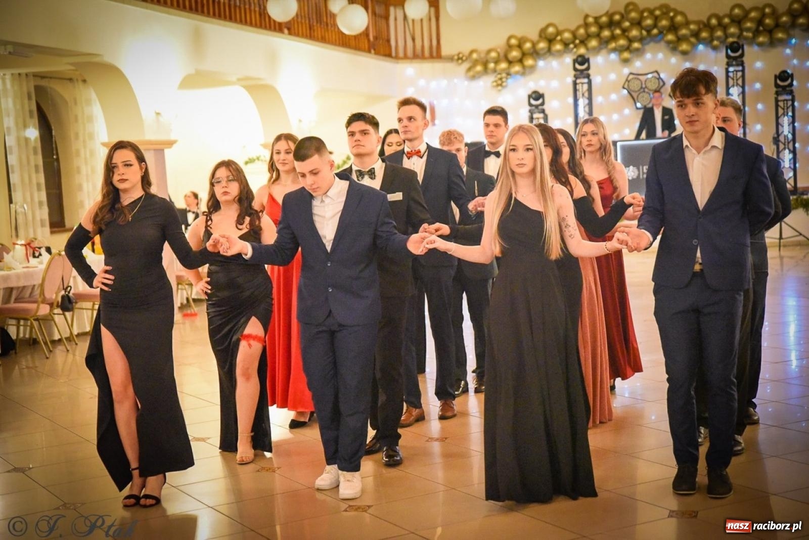 Zdjęcie w galerii na portalu naszraciborz.pl: Studniówka raciborskiego Ekonomika na bis! [FOTO i WIDEO] wiadomości z regionu