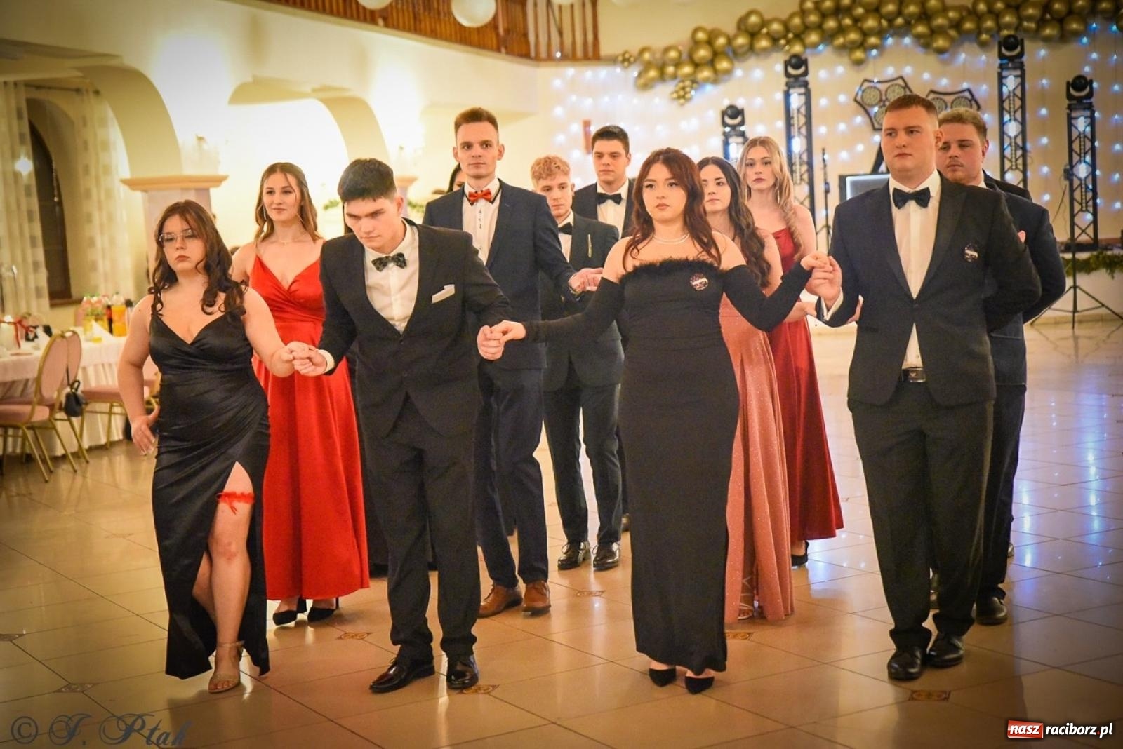 Zdjęcie w galerii na portalu naszraciborz.pl: Studniówka raciborskiego Ekonomika na bis! [FOTO i WIDEO] wiadomości z regionu