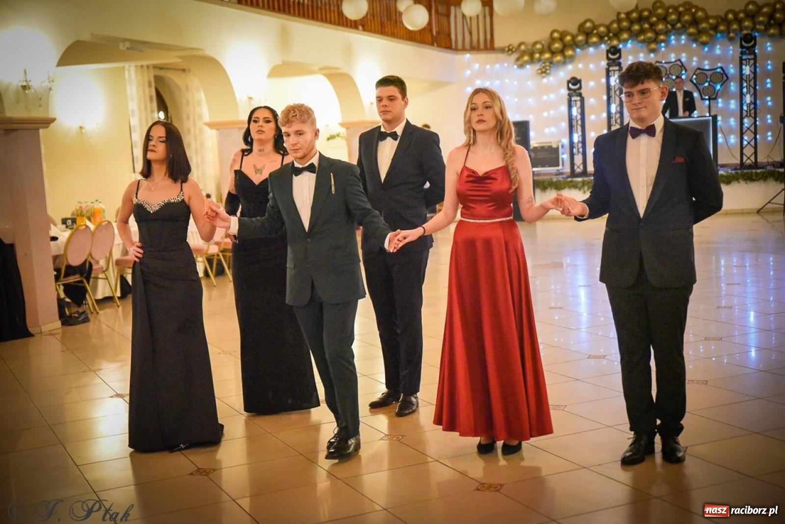 Zdjęcie w galerii na portalu naszraciborz.pl: Studniówka raciborskiego Ekonomika na bis! [FOTO i WIDEO] wiadomości z regionu