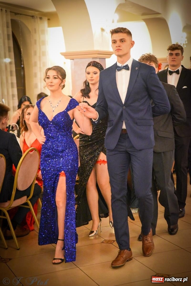 Zdjęcie w galerii na portalu naszraciborz.pl: Studniówka raciborskiego Ekonomika na bis! [FOTO i WIDEO] wiadomości z regionu