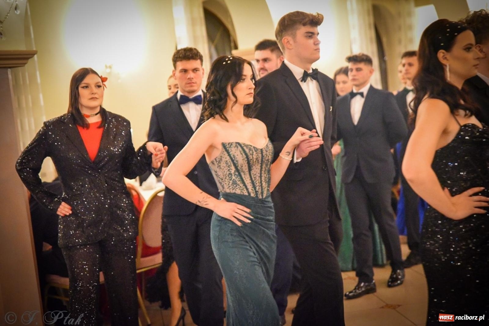 Zdjęcie w galerii na portalu naszraciborz.pl: Studniówka raciborskiego Ekonomika na bis! [FOTO i WIDEO] wiadomości z regionu