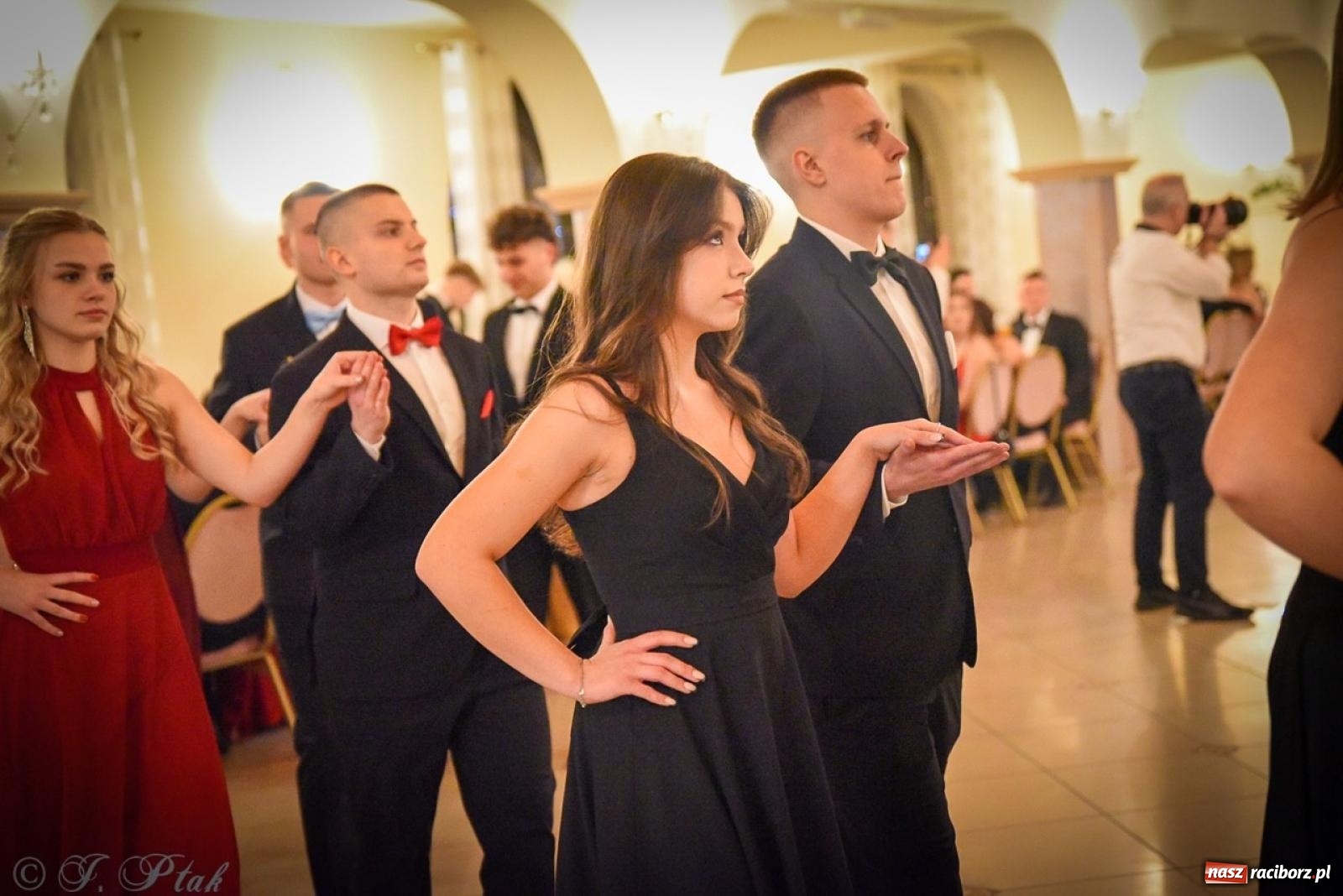 Zdjęcie w galerii na portalu naszraciborz.pl: Studniówka raciborskiego Ekonomika na bis! [FOTO i WIDEO] wiadomości z regionu