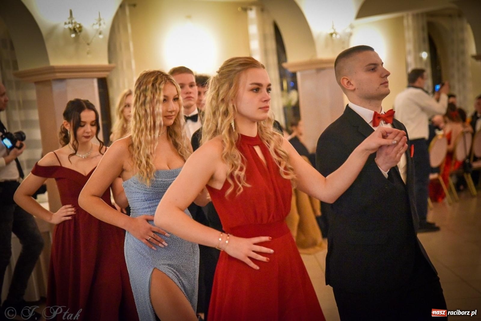 Zdjęcie w galerii na portalu naszraciborz.pl: Studniówka raciborskiego Ekonomika na bis! [FOTO i WIDEO] wiadomości z regionu