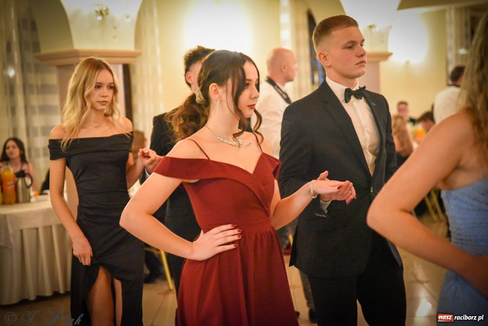 Zdjęcie w galerii na portalu naszraciborz.pl: Studniówka raciborskiego Ekonomika na bis! [FOTO i WIDEO] wiadomości z regionu