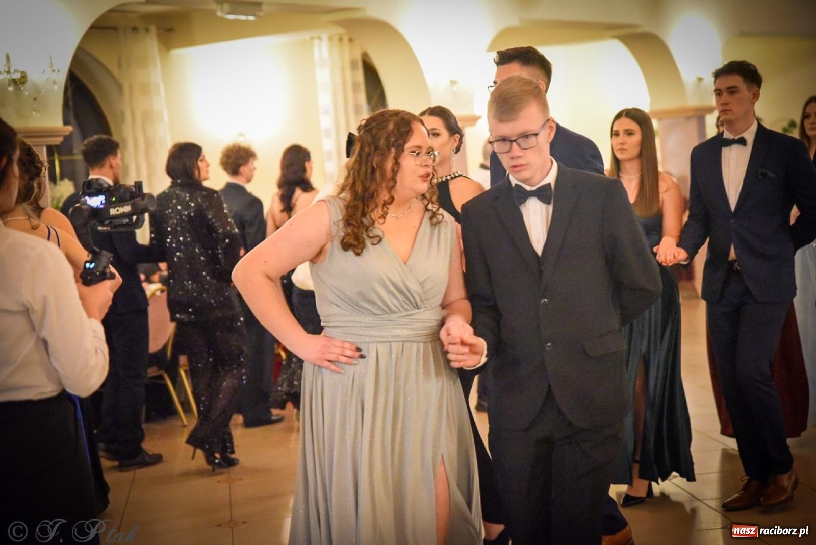 Zdjęcie w galerii na portalu naszraciborz.pl: Studniówka raciborskiego Ekonomika na bis! [FOTO i WIDEO] wiadomości z regionu