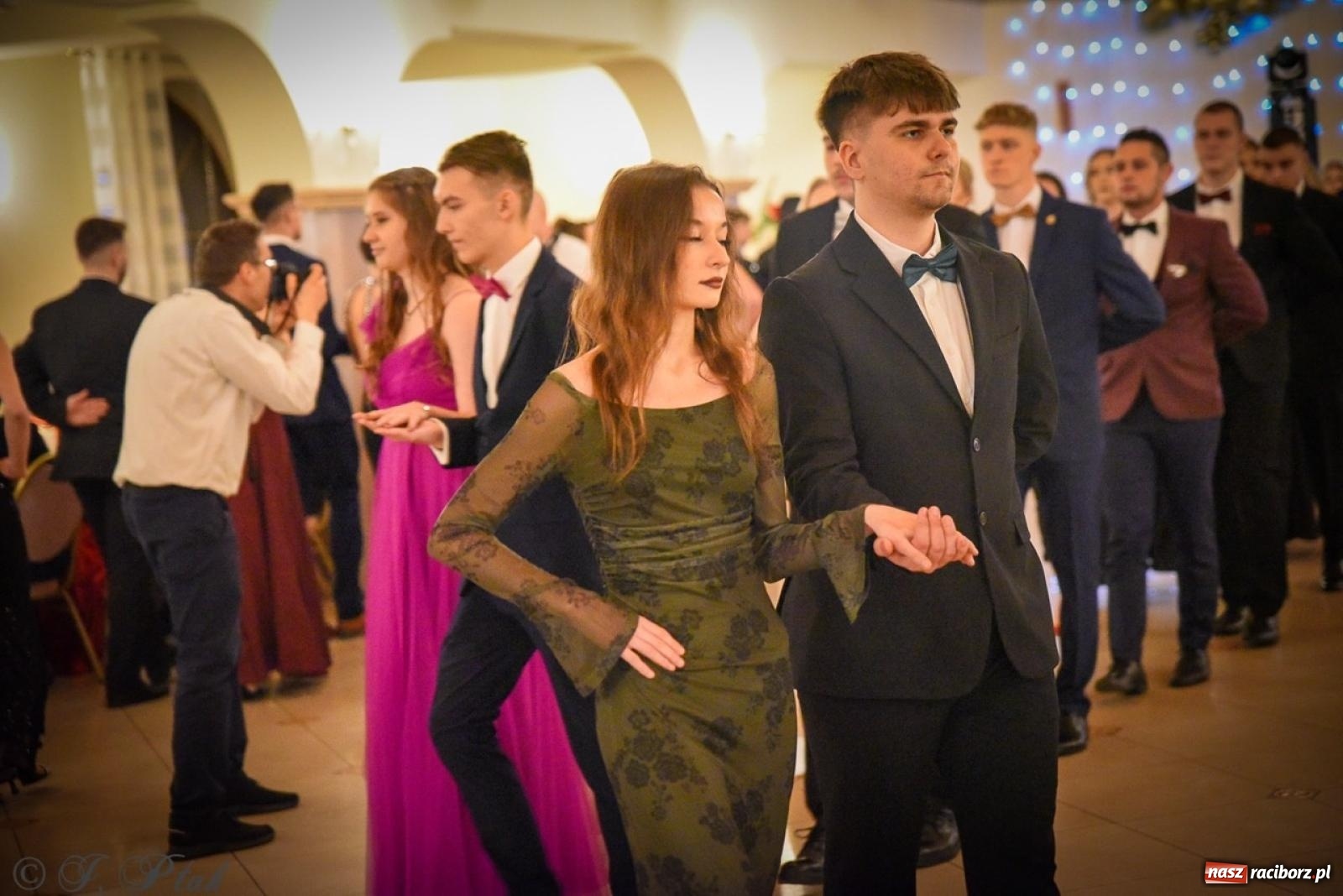 Zdjęcie w galerii na portalu naszraciborz.pl: Studniówka raciborskiego Ekonomika na bis! [FOTO i WIDEO] wiadomości z regionu