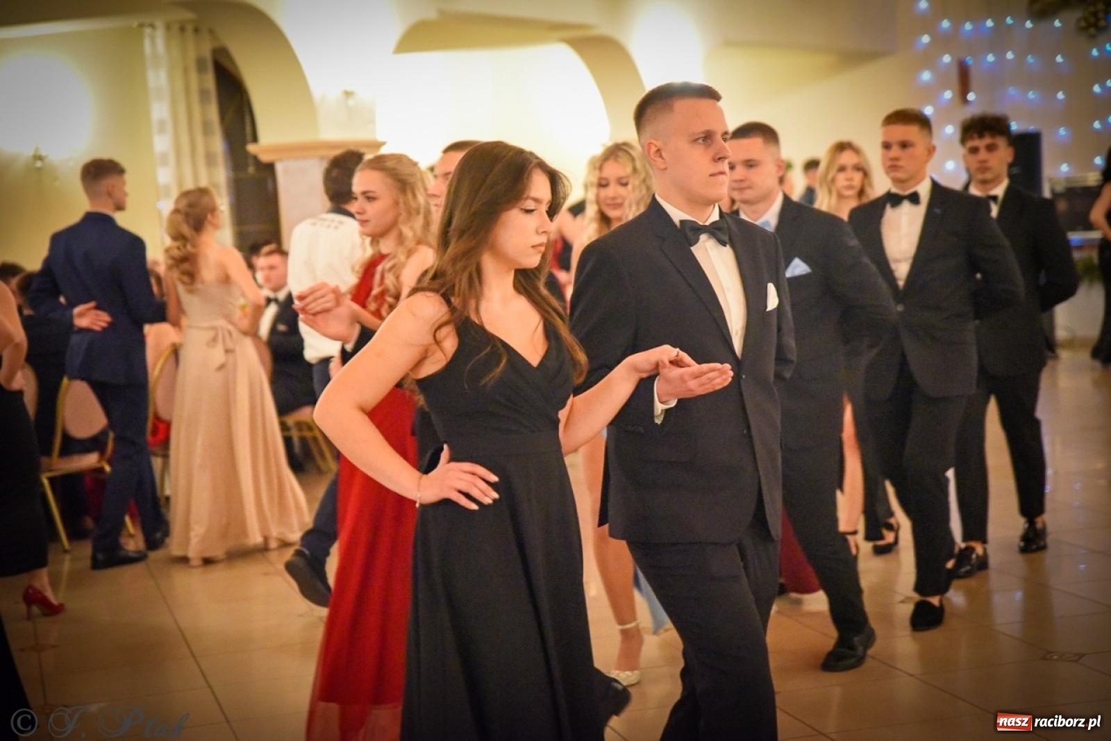 Zdjęcie w galerii na portalu naszraciborz.pl: Studniówka raciborskiego Ekonomika na bis! [FOTO i WIDEO] wiadomości z regionu